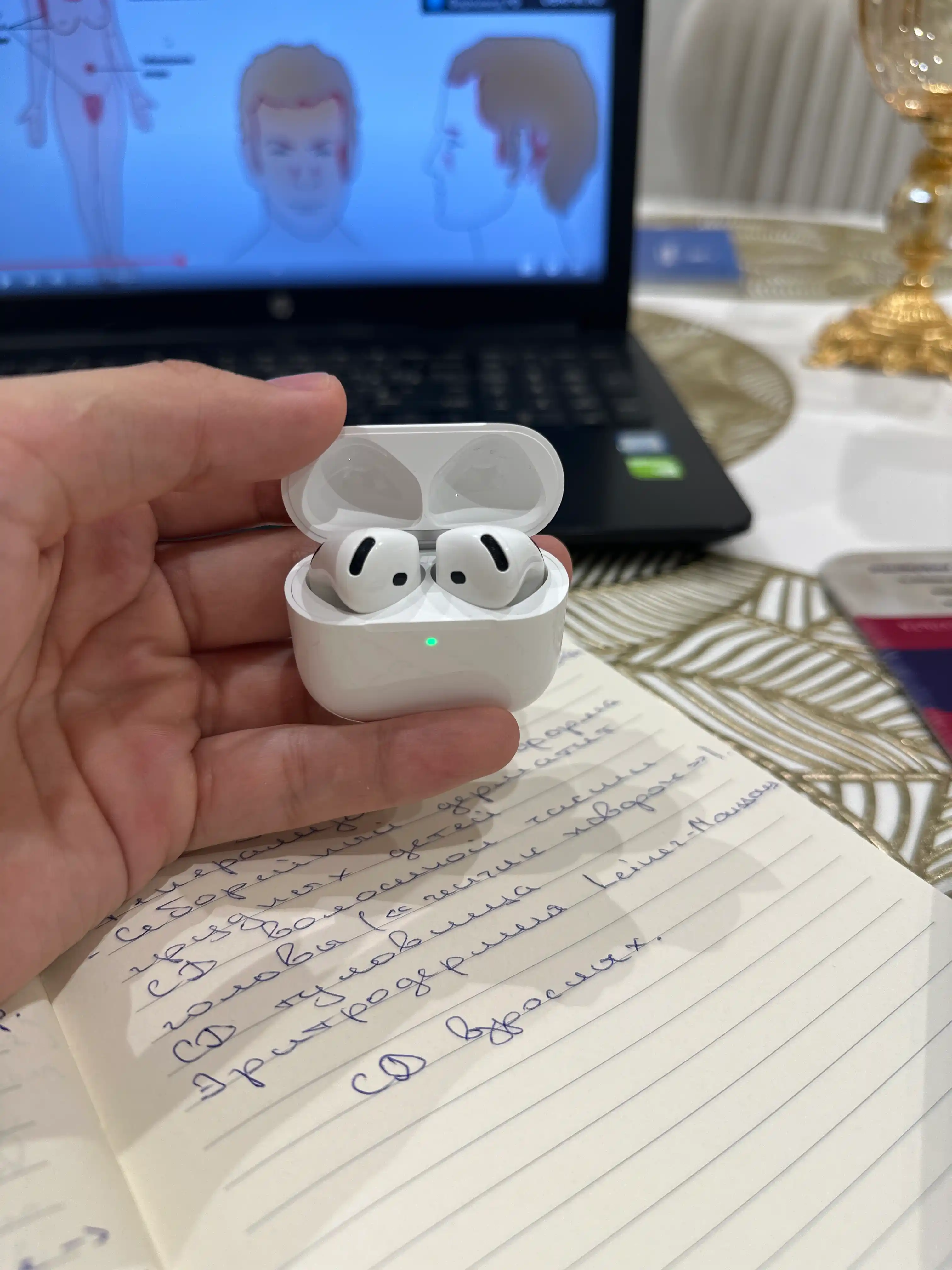 Simsiz quloqchinlar Apple AirPods 4 (2024) original