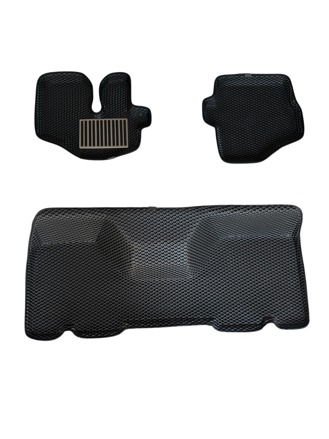 Katta labiyali qiz buni eshakda qiladi