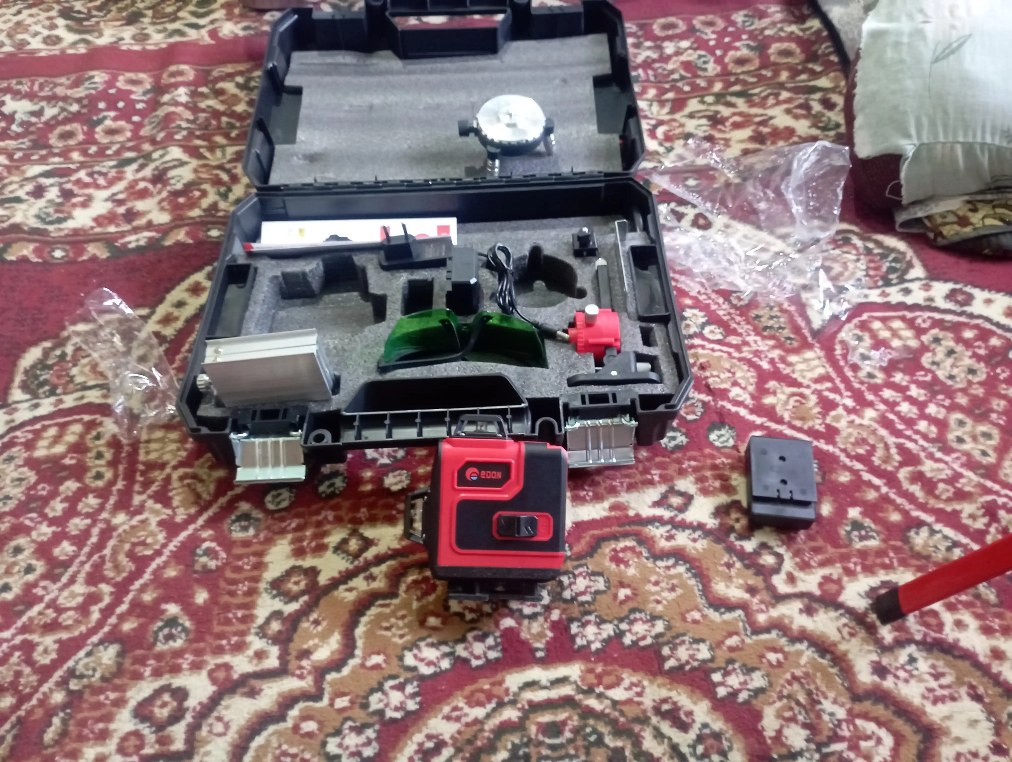 Lazer darajasi professional shtativ bilan 4D EDON
