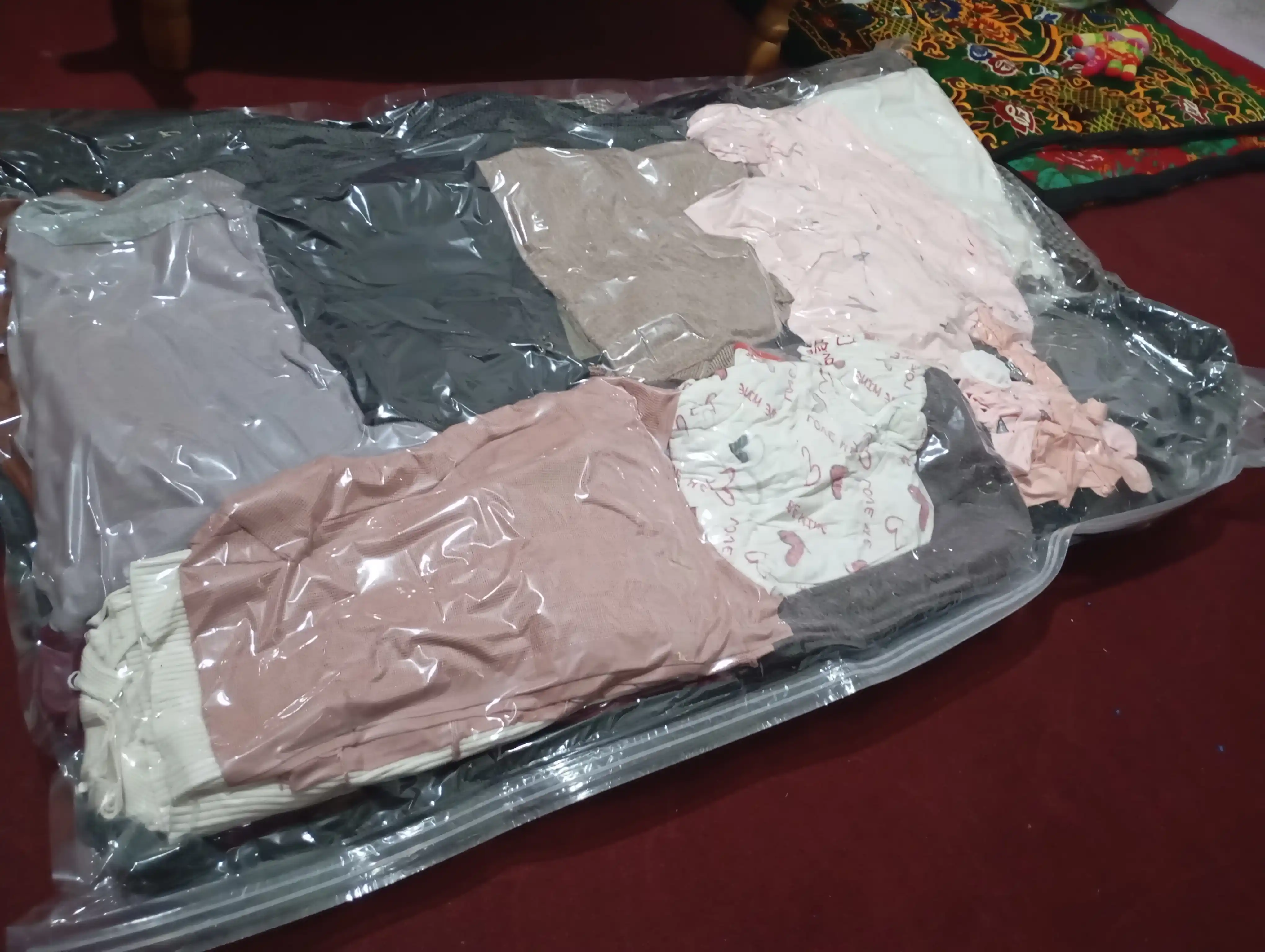 Vakuumli paket, kiyim-kechaklarni saqlash sumkasi, ko'p martalik