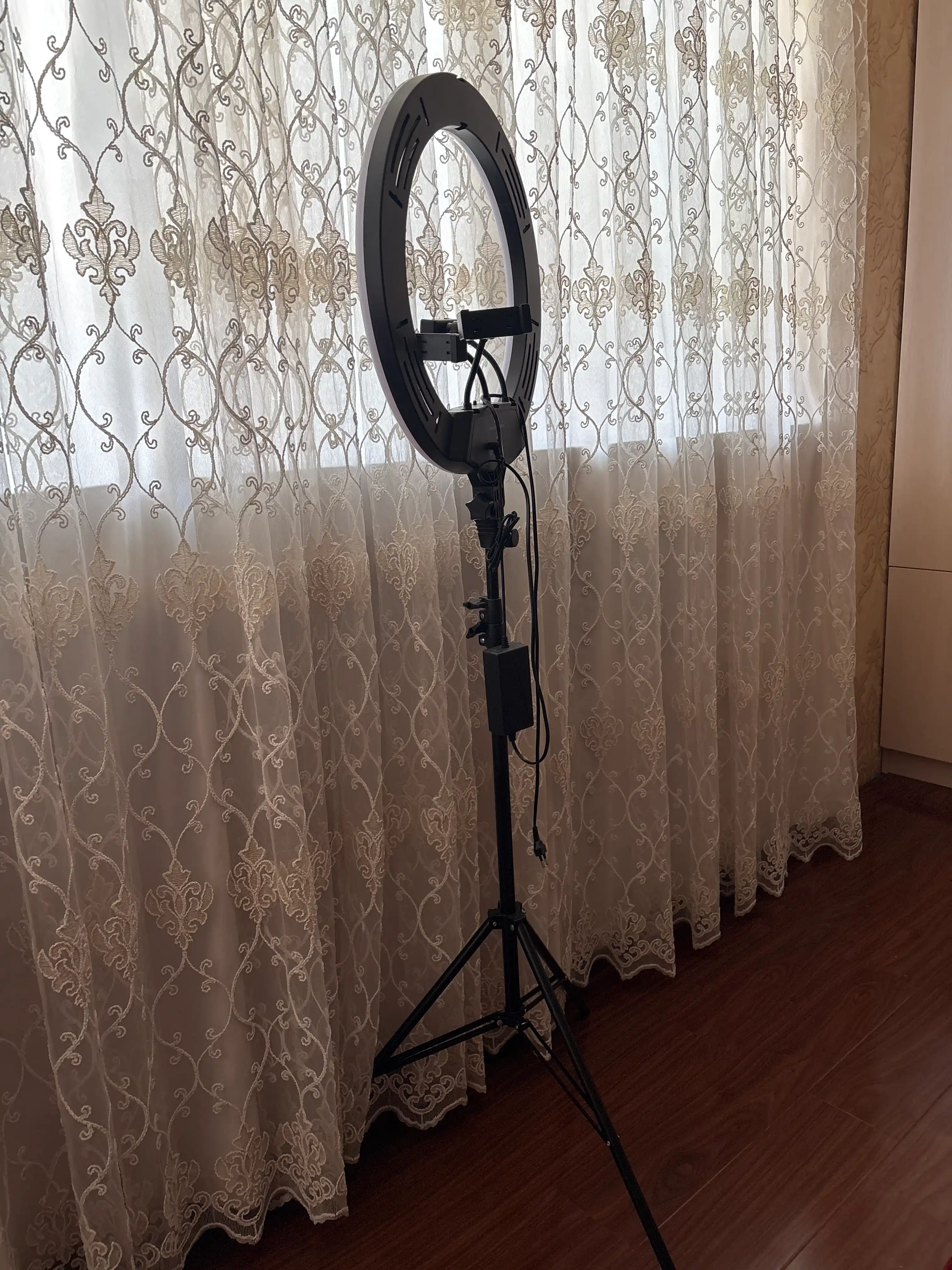 Selfi lampasi, halqali, RGB, LED, shtativ bilan 210 sm