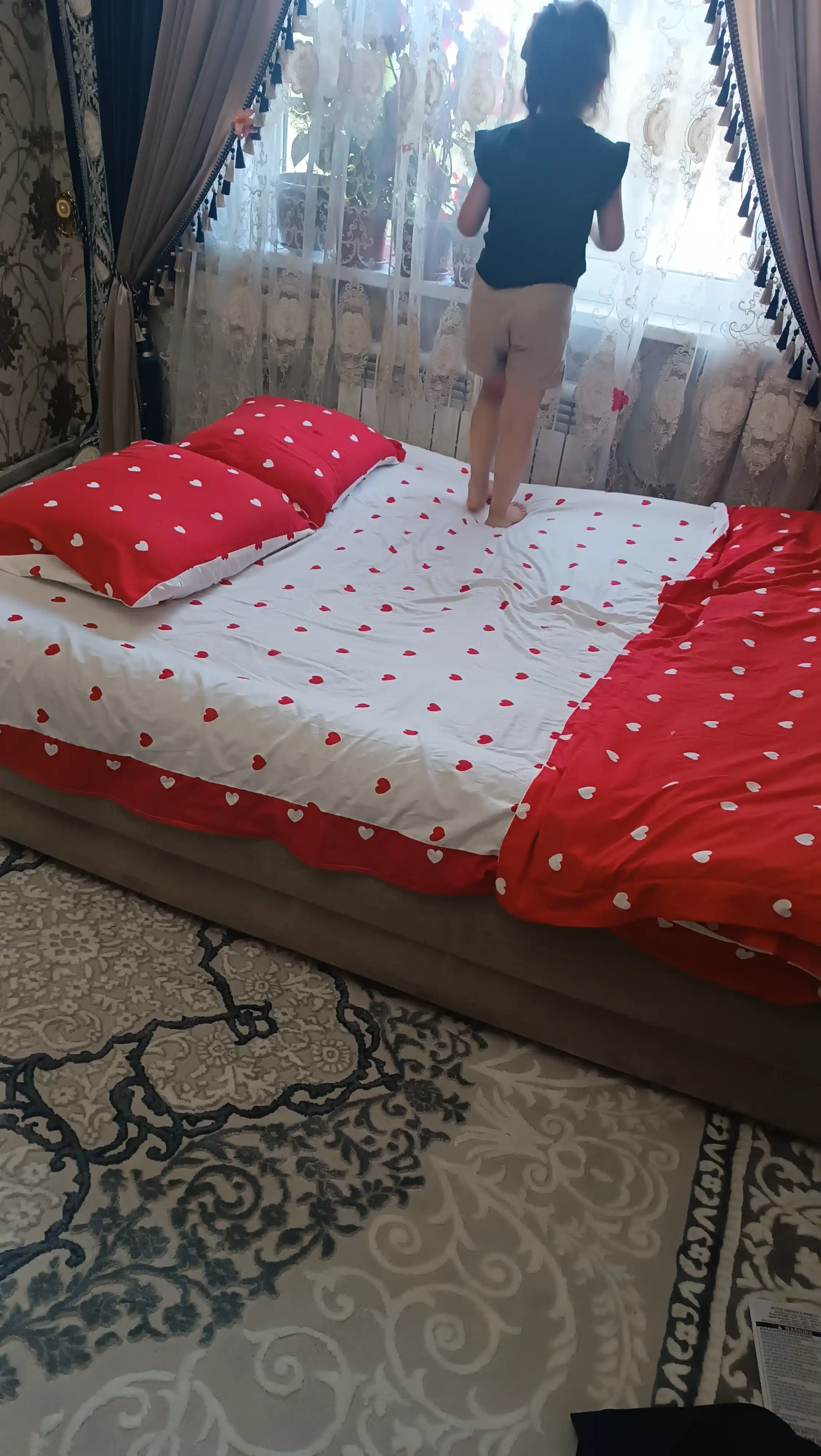 Ikki kishilik shishiriladigan karavot, 152*203*46 sm, o‘rnatilgan elektr nasosi bilan, Intex