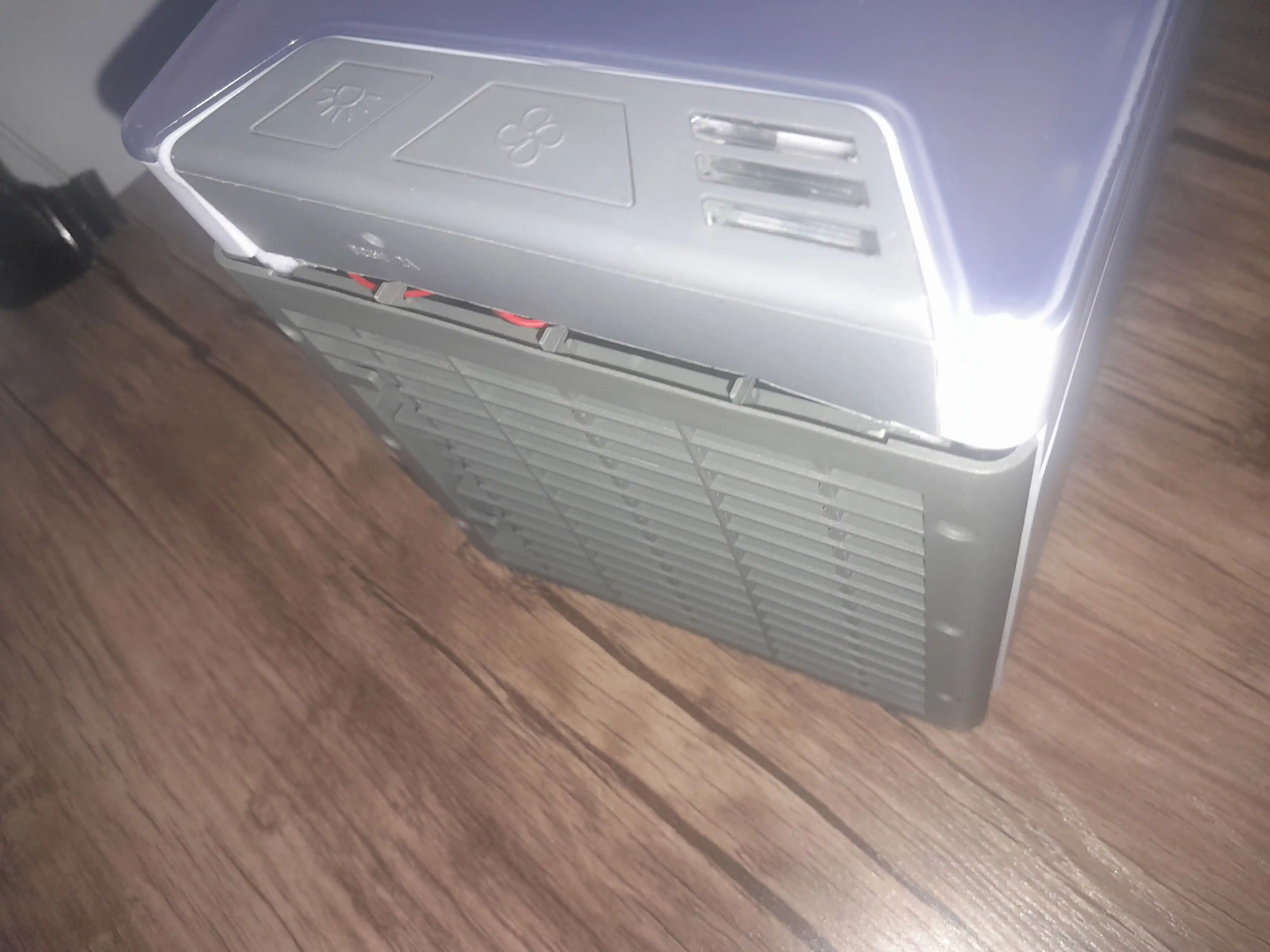 Portativ mini havo sovutgich Arctic Eco Air 3 tada 1 — namlagich va ventilyator
