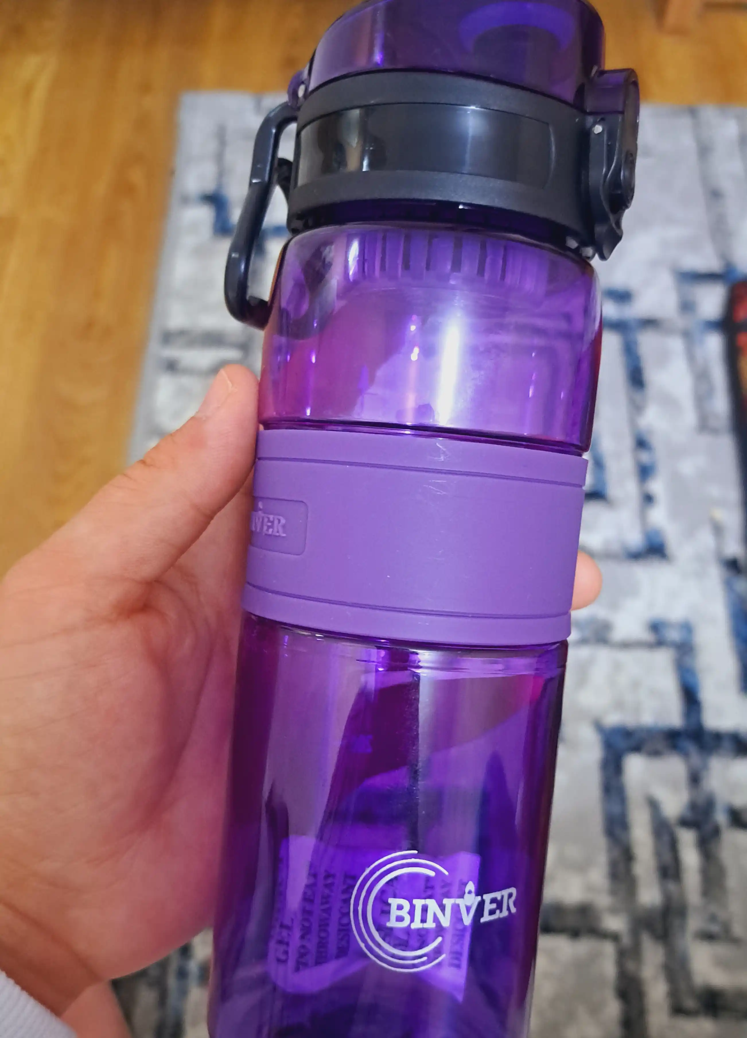 Suv uchun sport butilkasi, silikon kamarli, qulfli, 500 ml