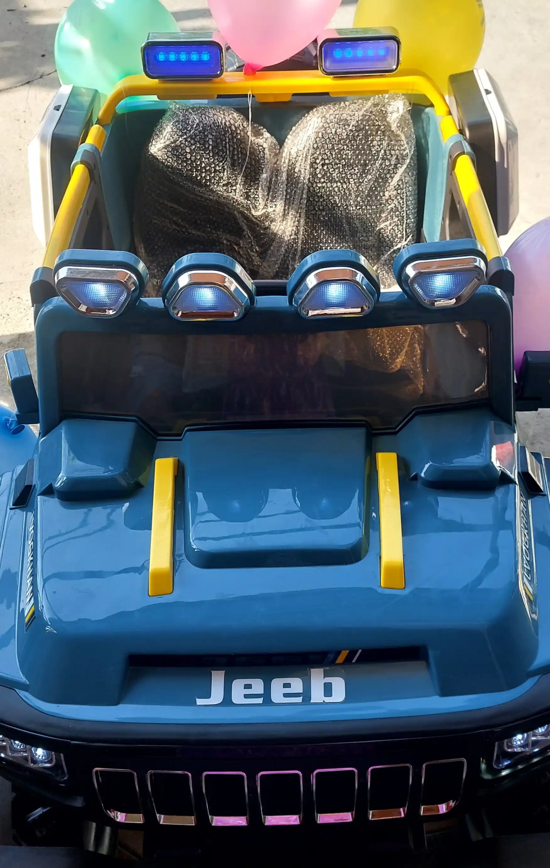 Детский электромобиль Jeep, очень большой