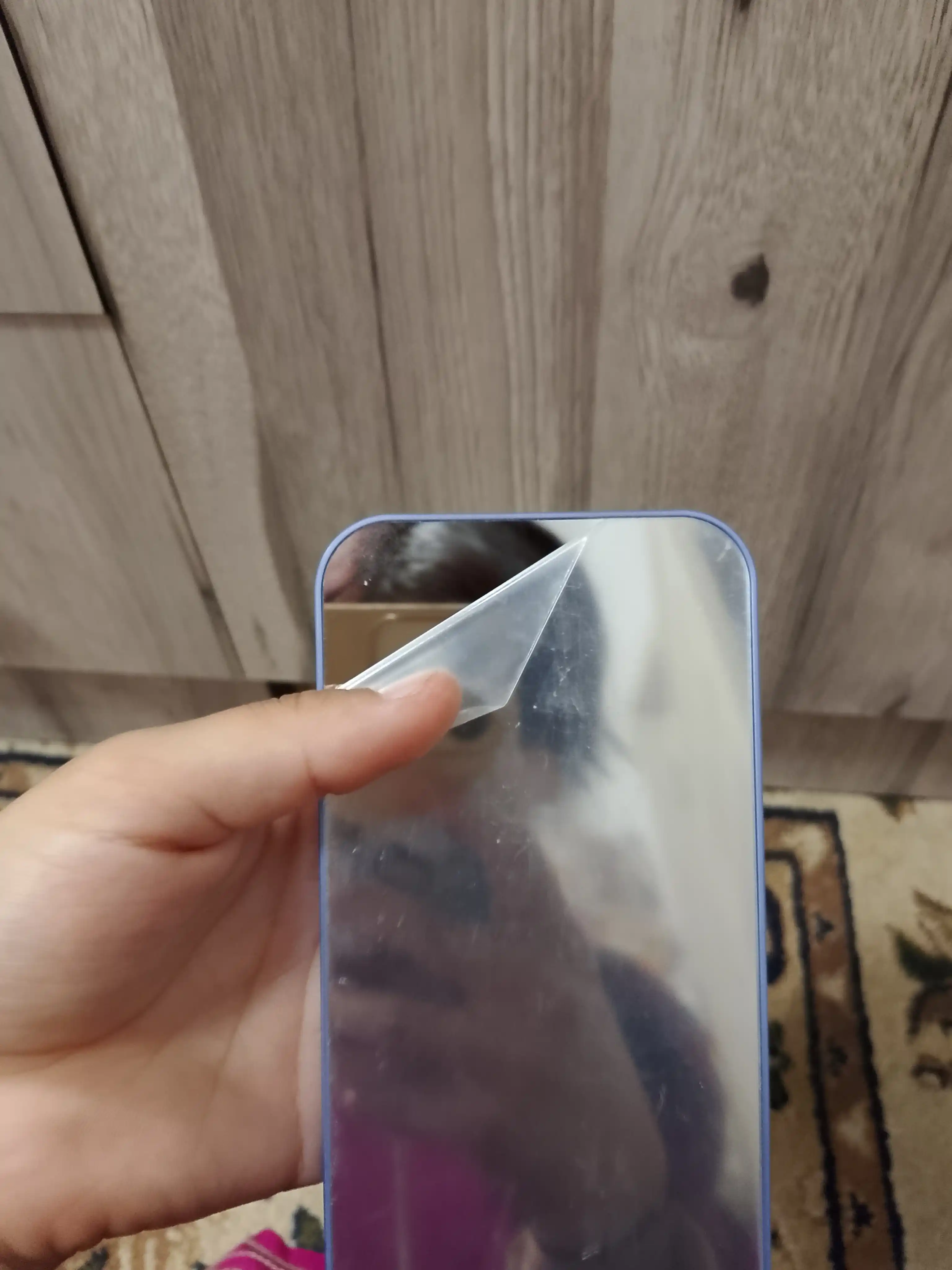 Ko'z soyasi paletkasi 11 rang — telefon shaklidagi ixcham quti, ko'zgu bilan