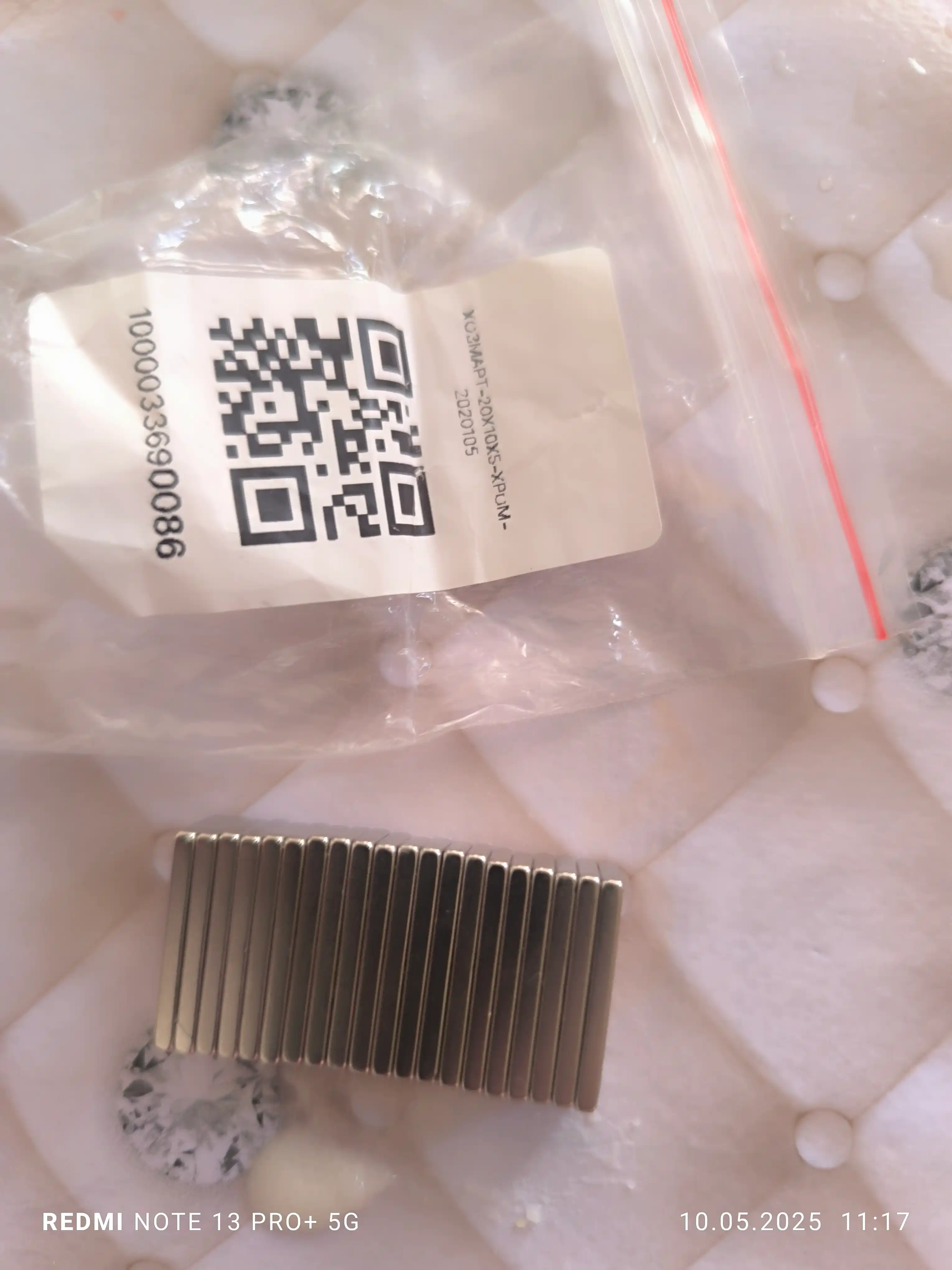 Neodimli magnitlar NdFeB N33, 20 * 10 * 2 mm