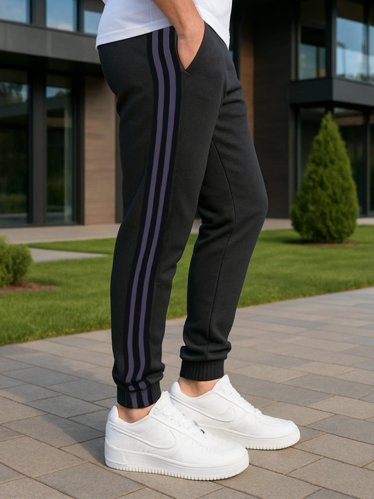 Erkaklar uchun sport shim jogger Nasem, yon chiziqli, rezinkali triko