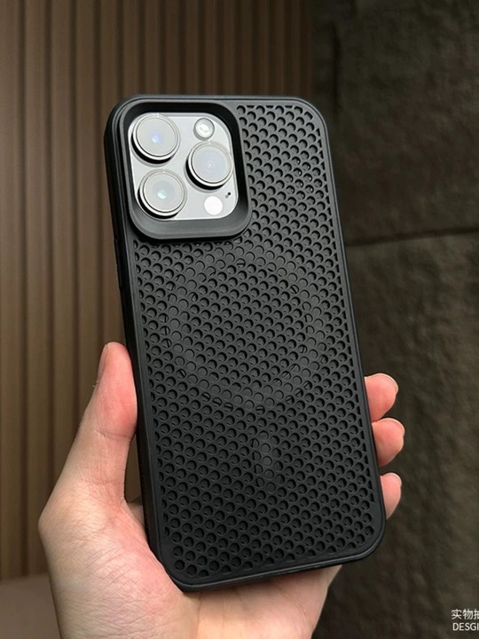 Чехол для iPhone 15/16/17 Pro/Max, с вентиляционными отверстиями и MagSafe