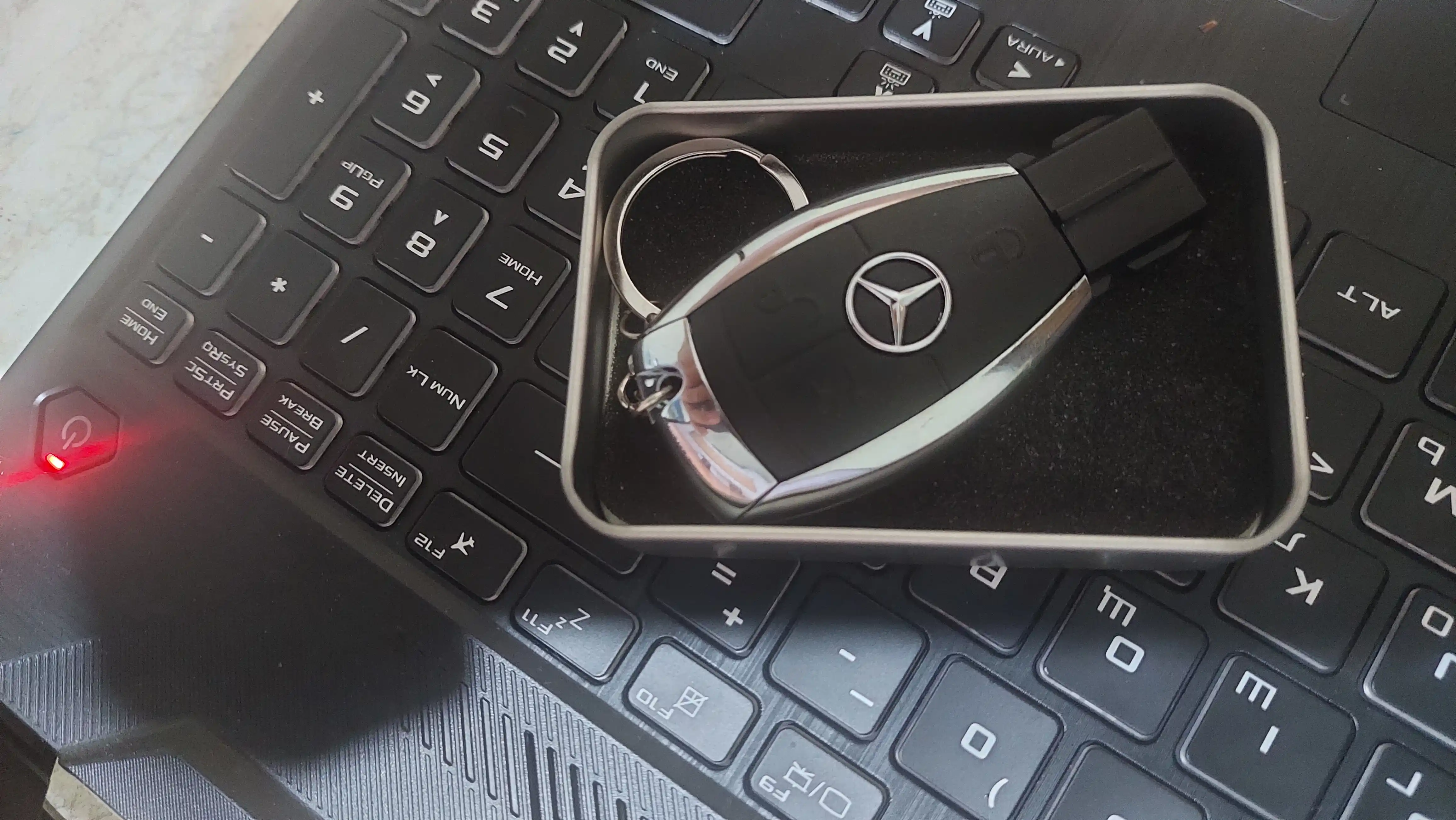 USB 3.2 32 GB, 64 GB, 128 GB fleshka, pult ko‘rinishida, shaxsiy kompyuter va avtomobil uchun tezkor xotira