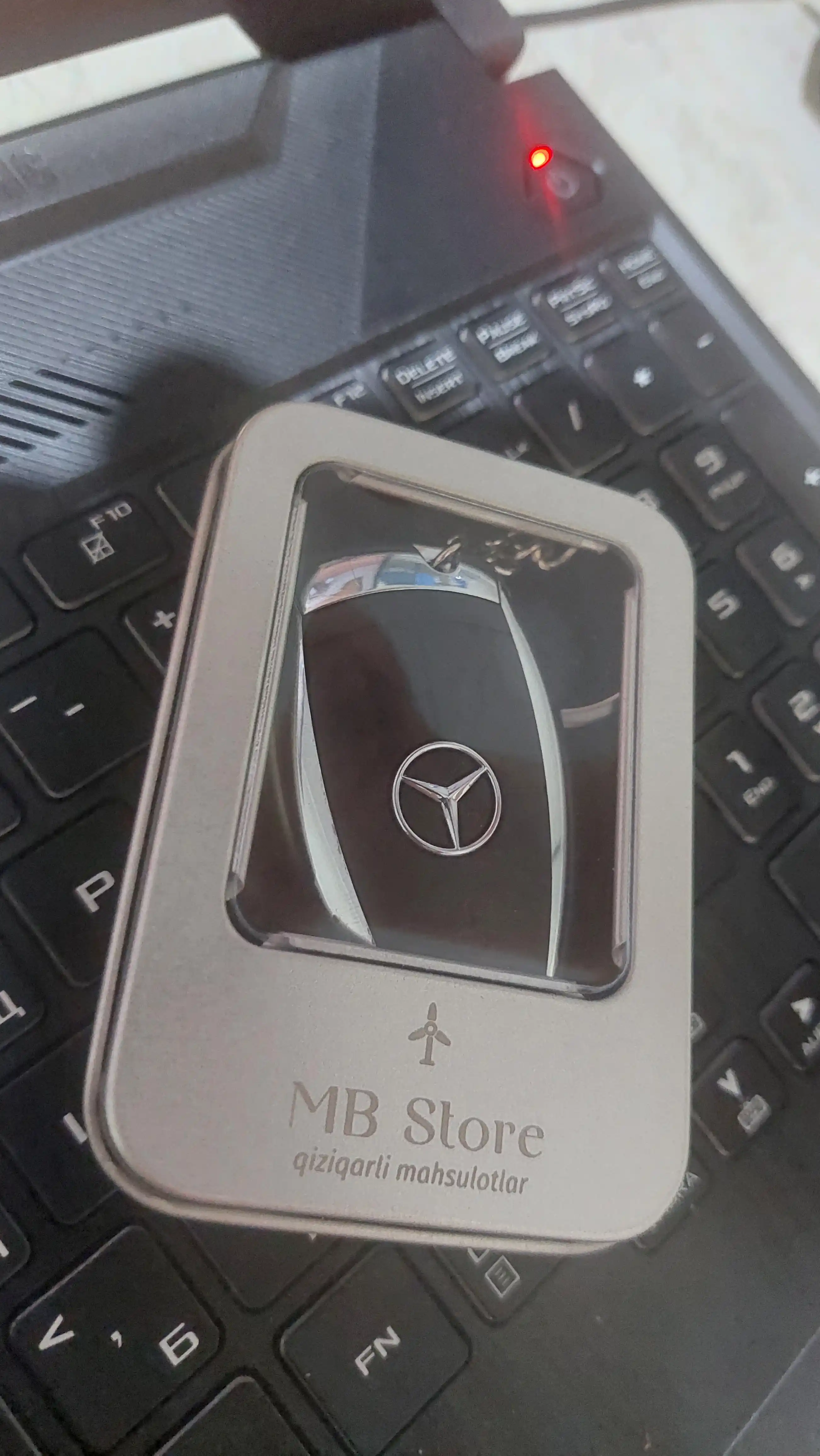 USB 3.2 32 GB, 64 GB, 128 GB fleshka, pult ko‘rinishida, shaxsiy kompyuter va avtomobil uchun tezkor xotira