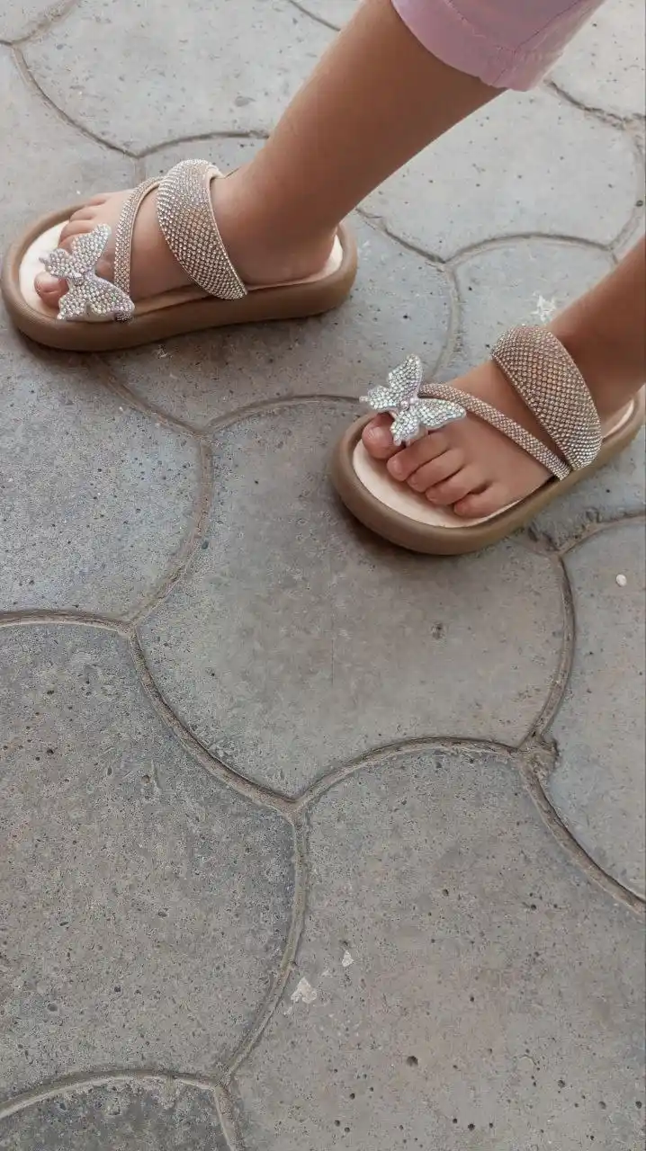 Сланцы для девочек