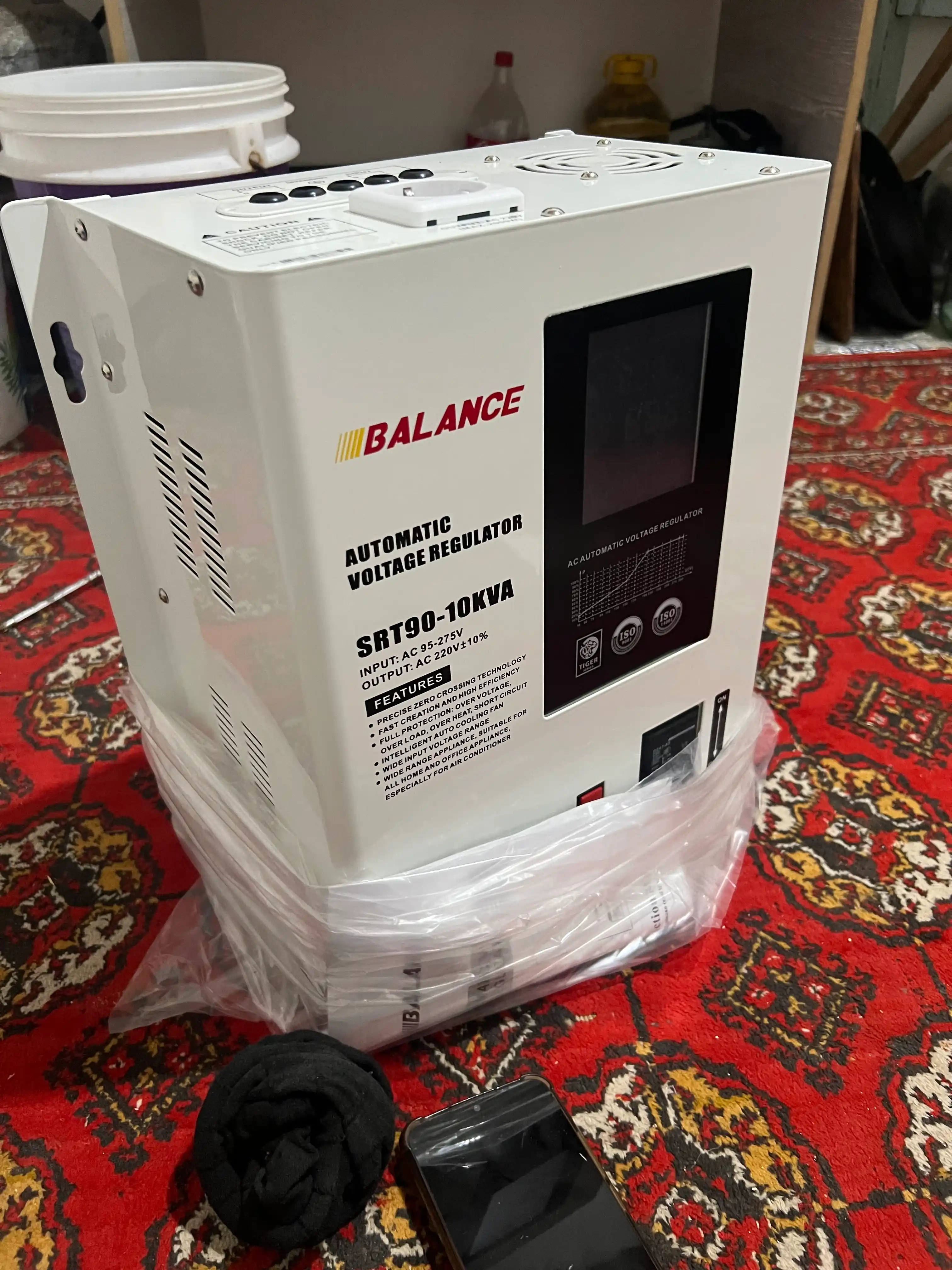 Kuchlanish stabilizatori Balance 10 kVA, releli, 95-275V