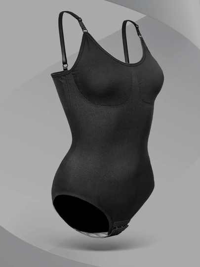 Porno holda katta kokrak va tukli mushuk bilan BBWs