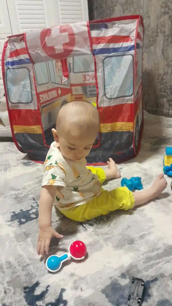 Chodir bolalar o'yin uyi, avtomatik o't o'chirish mashinasi, yangi yil uchun bolaga sovg'a