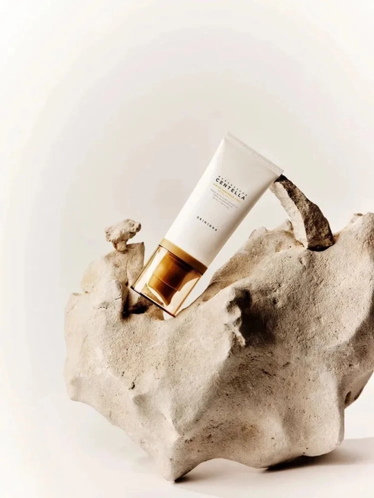 Солнцезащитный крем с центеллой SPF 50+ Skin1004 Madagascar Centella SPF50+ PA++++, 50 мл