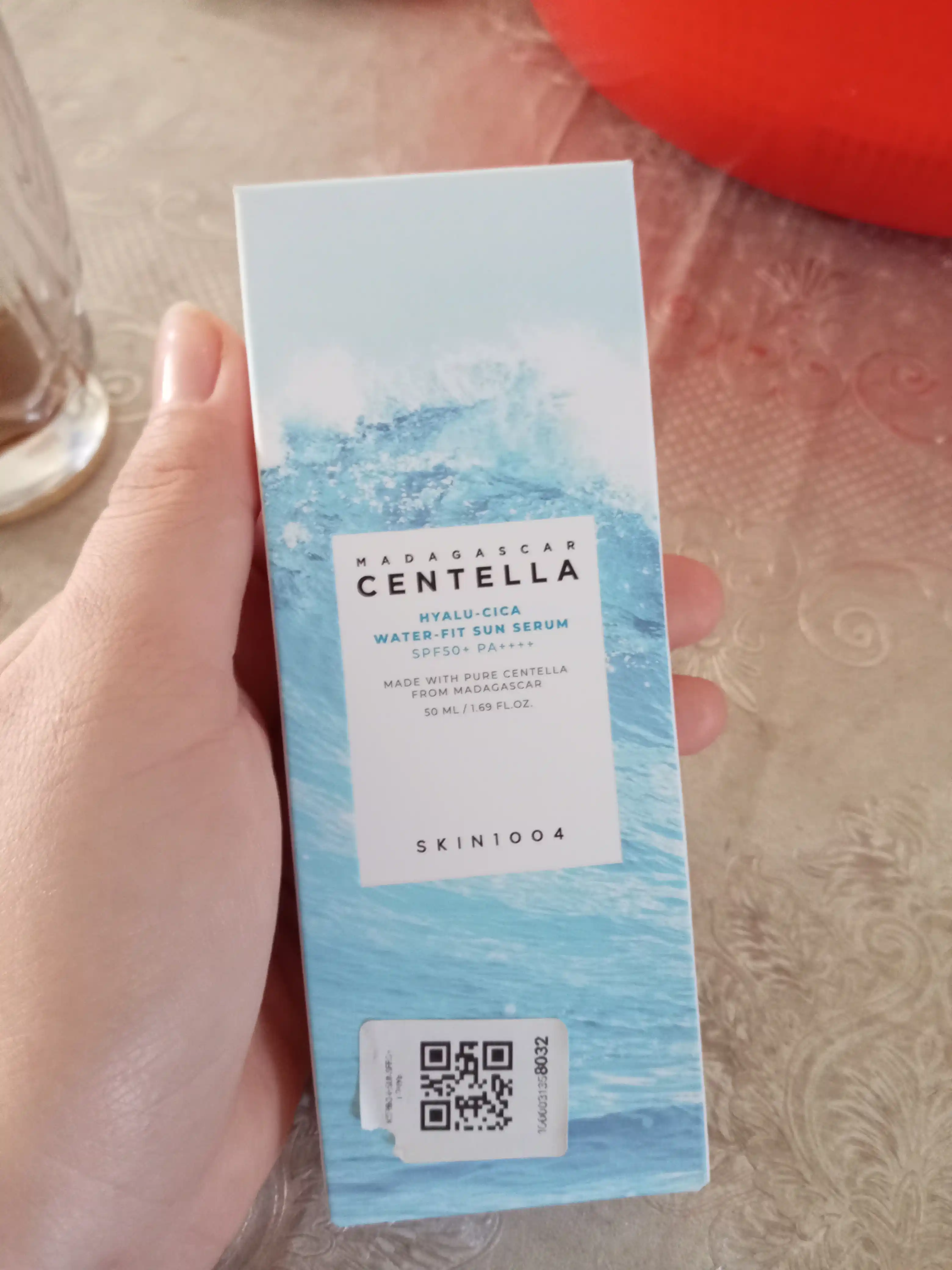 Yuz uchun Hyalu-Cica Water-Fit Skin 1004 SPF50 quyoshdan himoyalovchi kremi, 50 ml