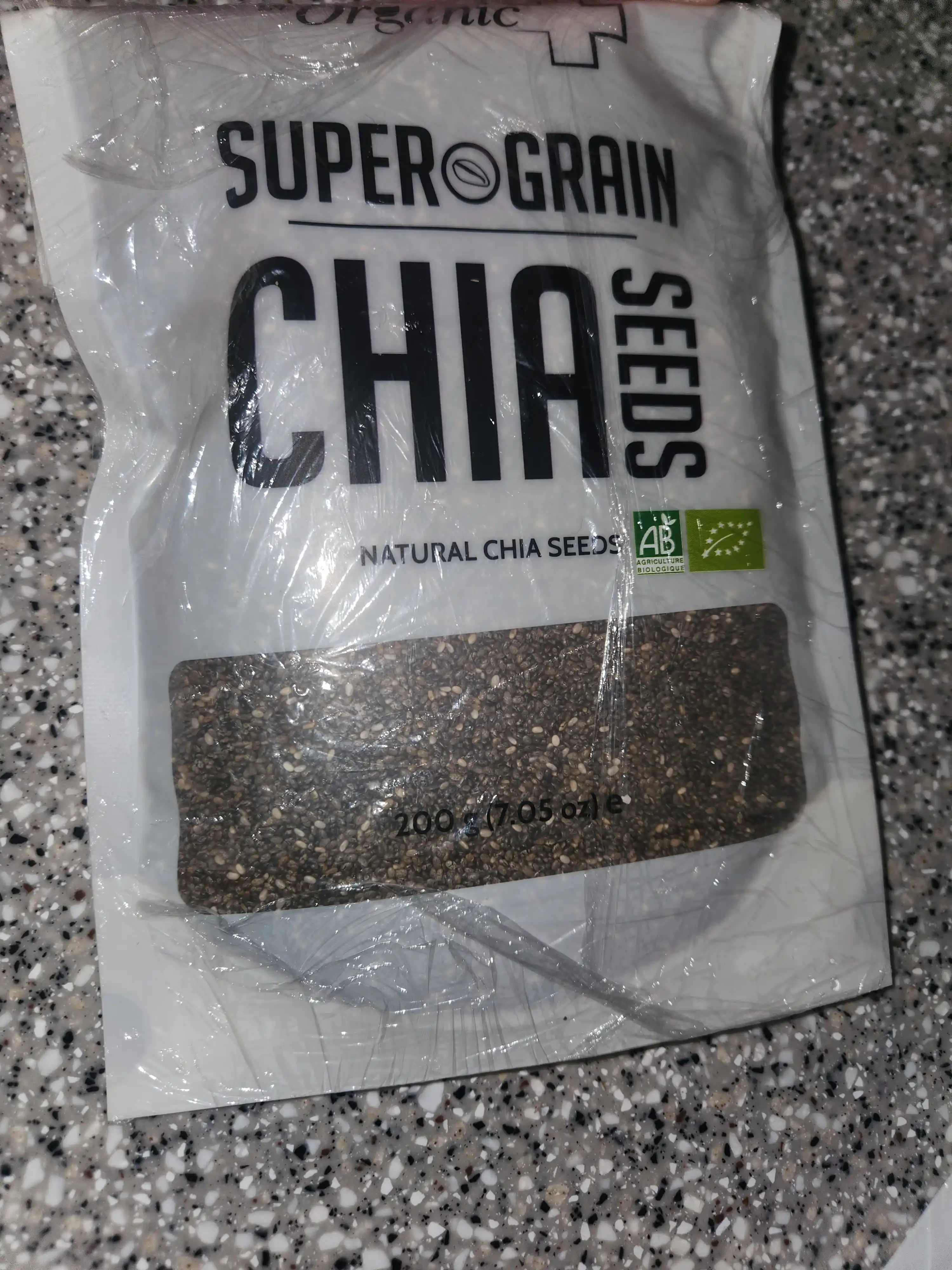 Chia urug'i tabiiy qora