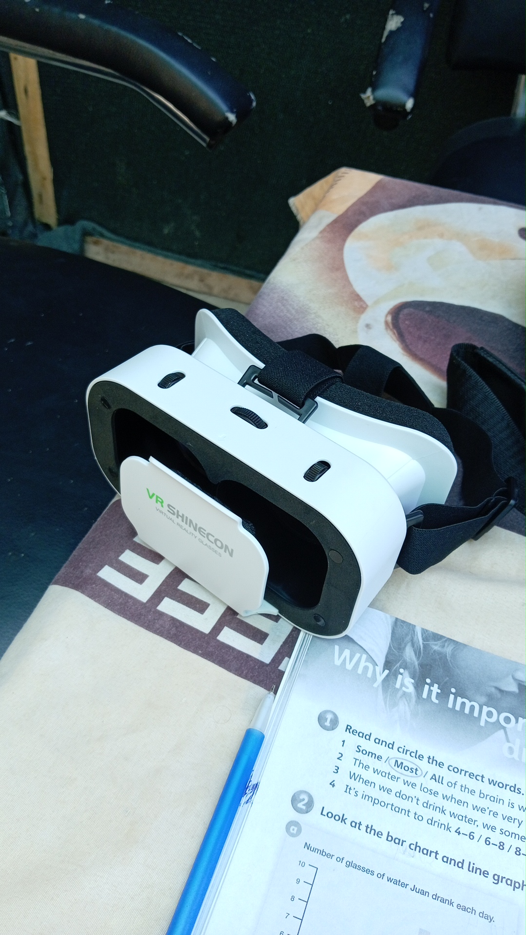 Очки виртуальной реальности VR Shinecon G05A + джойстик, пульт, геймпад