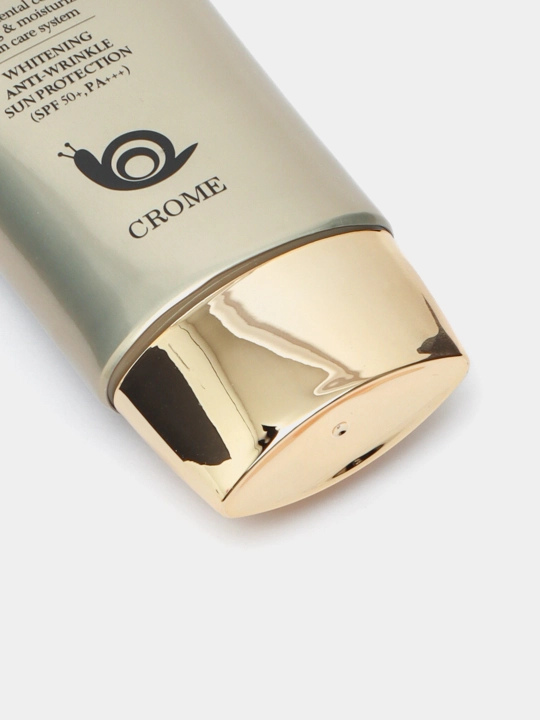 Ko'p funktsiyali tonal ВВ kremi Bergamo Crome Snail SPF 50+, oqartiruvchi, 50 ml