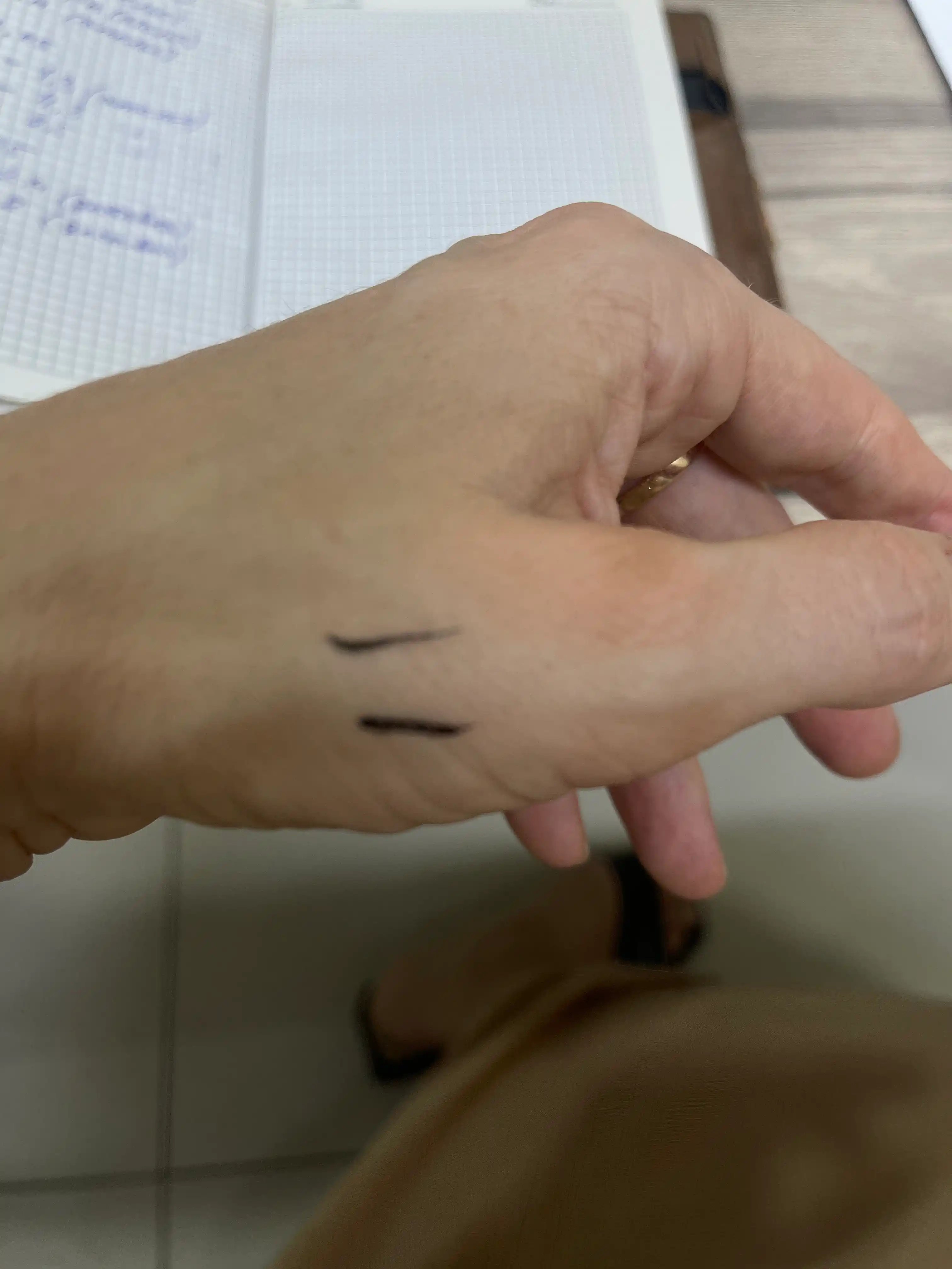 Подводка для глаз Professional Eyeliner 5,5 мл, черная