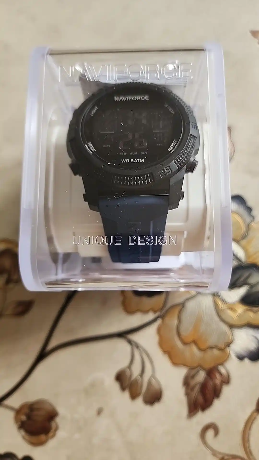 Часы наручные электронные Naviforce 7104