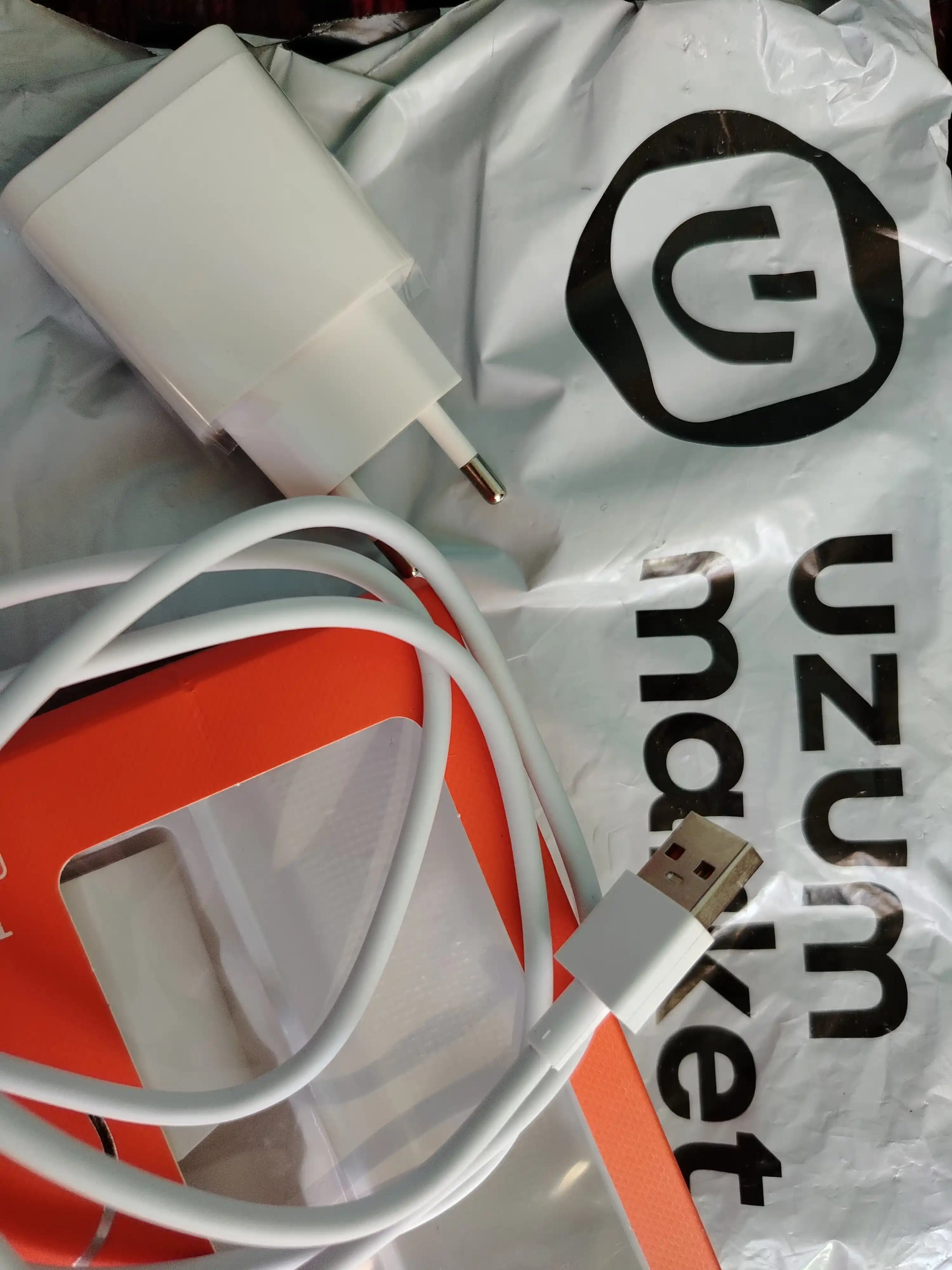 Samsung va boshqa qurilmalar uchun, tezkor zaryadlovchi qurilma + Micro USB kabel