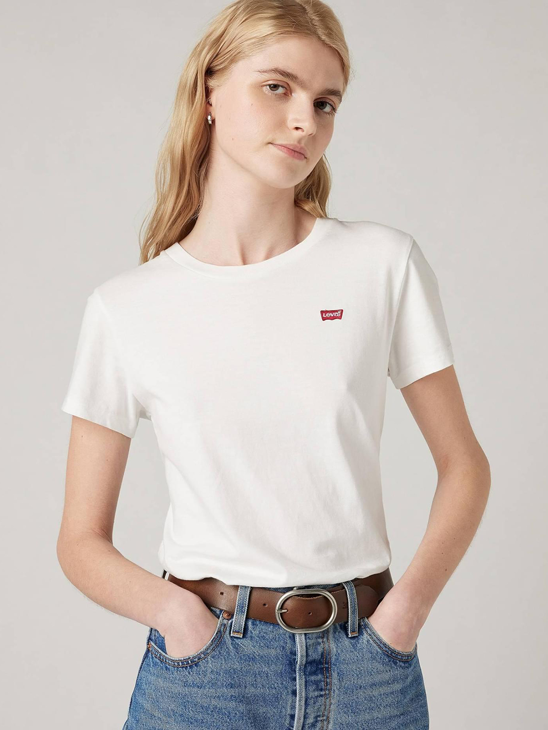 Ayollar futbolkasi Levi's, 39185-0006 - 