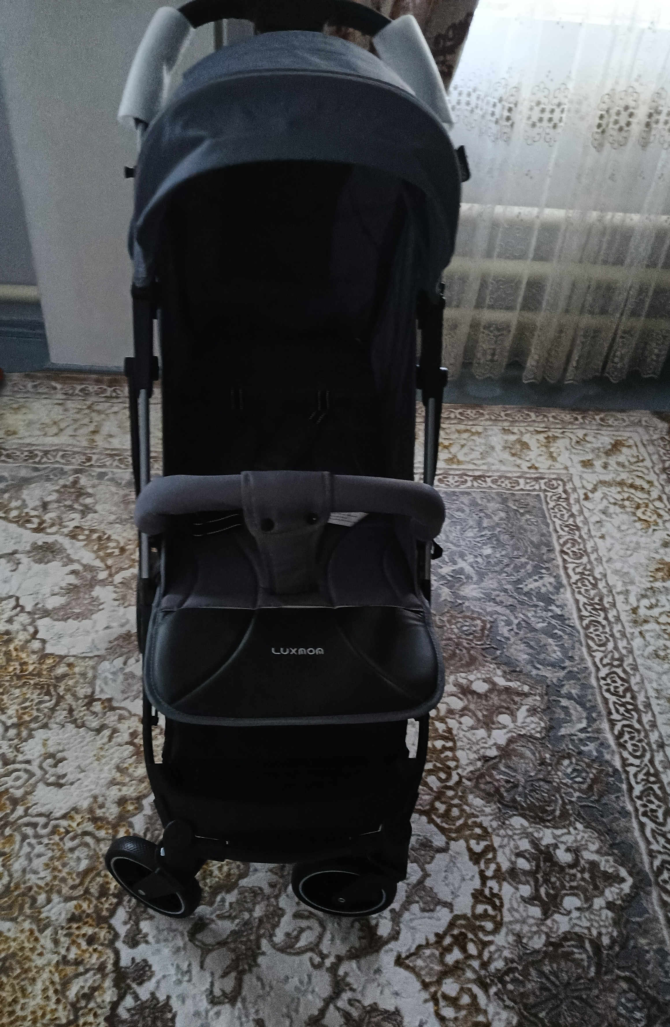 Коляска прогулочная легкая Luxmom W3
