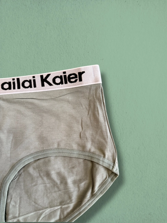 Ayollar va qizlar uchun ichki kiyimlar, yumshoq trusiklar