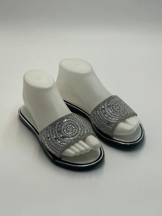 Ayollar yoki qizlar uchun shippaklar, o‘lchami 30 dan 41 gacha