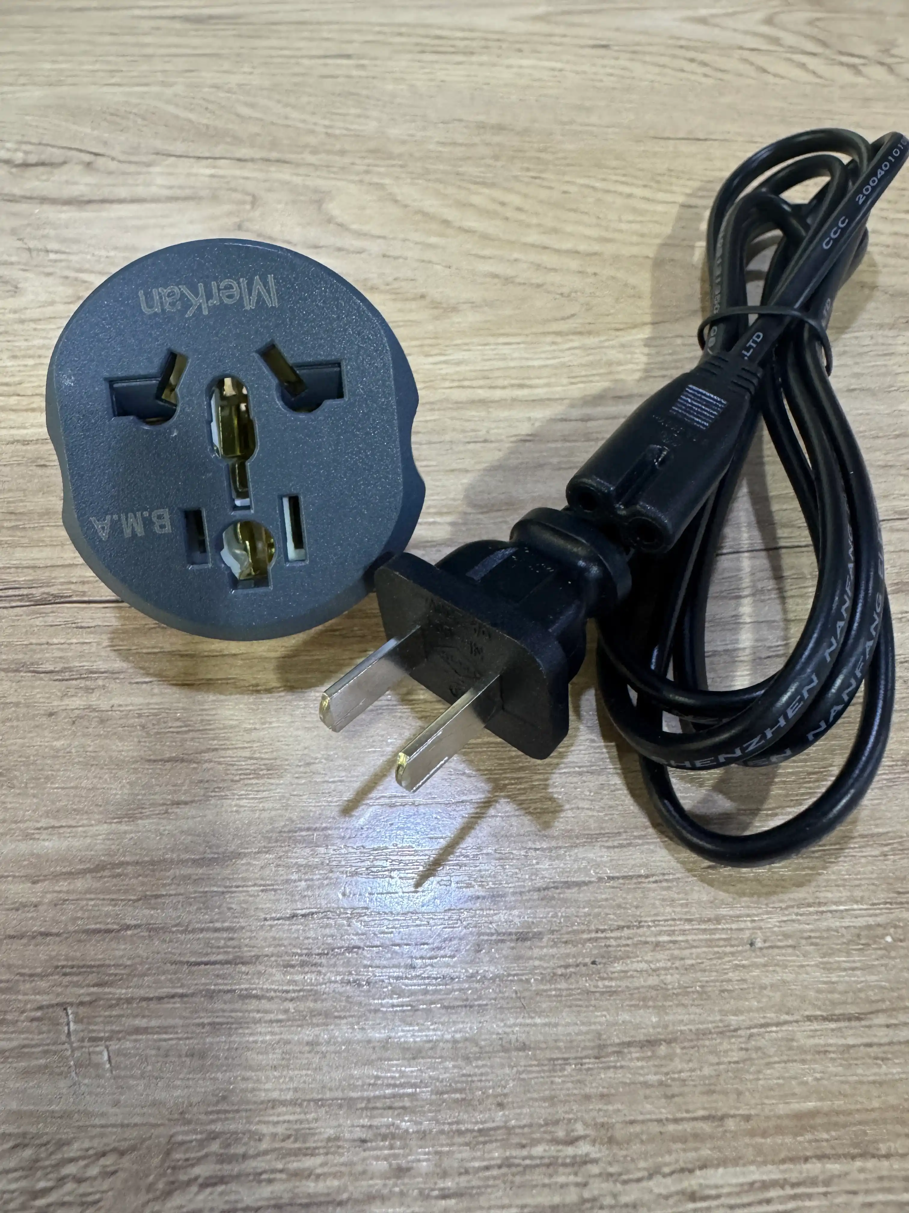 Universal adapter rozetka uchun, Merkan KT168, 16 A