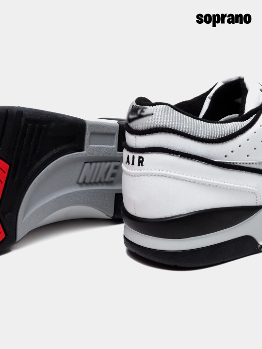 Erkaklar va ayollar o'smirlar krossovkalari Nike Air Alpha Force 88, sport, 40-45