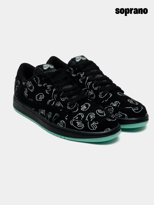 Erkaklar va ayollar o'smirlar krossovkalari Nike Air Alpha Force 88, sport, 40-45