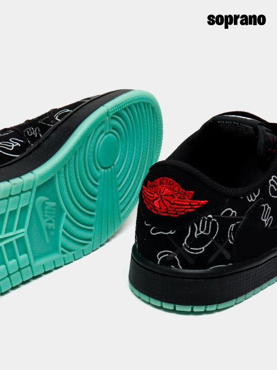 Erkaklar va ayollar o'smirlar krossovkalari Nike Air Alpha Force 88, sport, 40-45