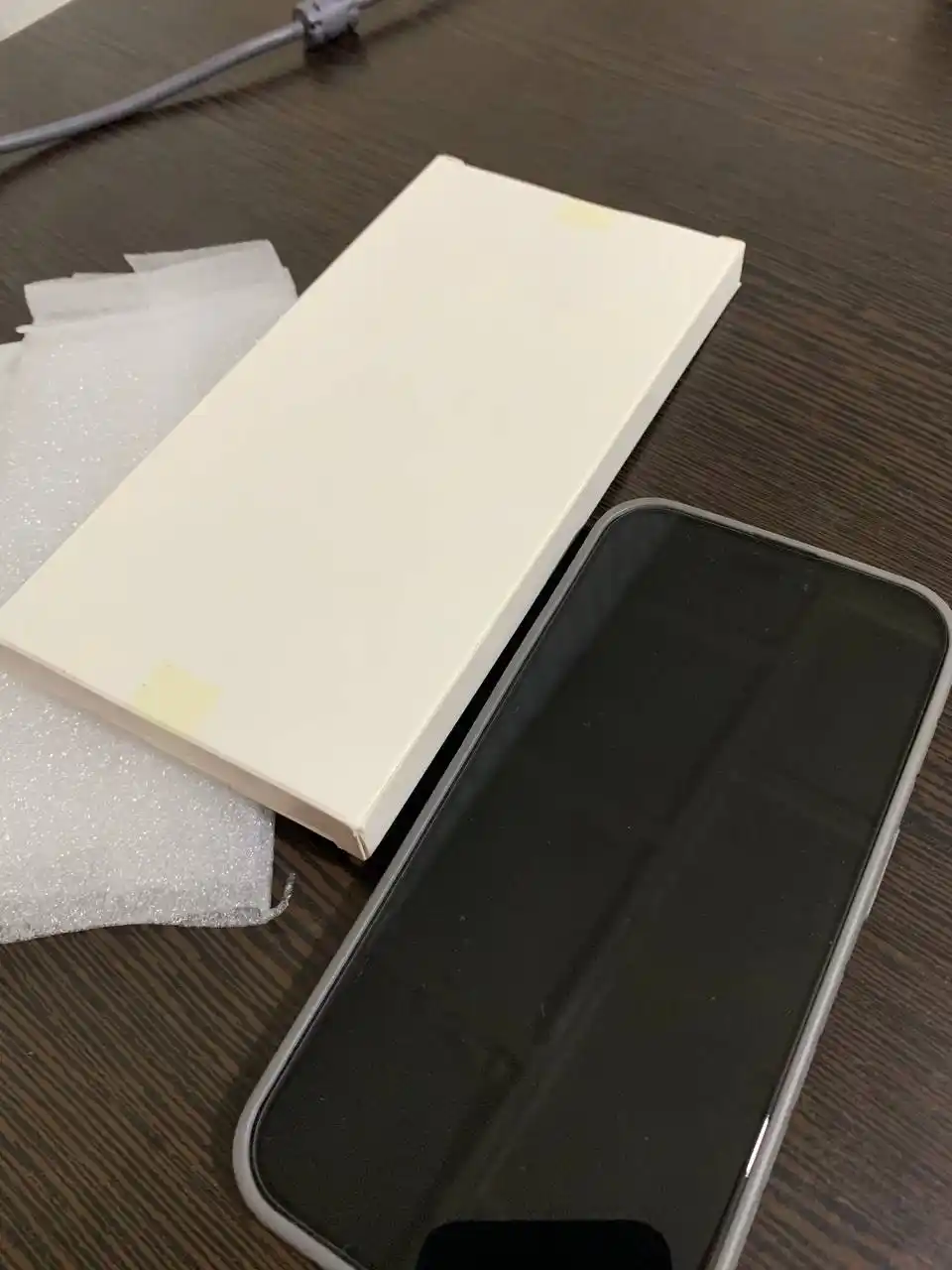 Защитное стекло для iPhone 11, 12, 13, 14, 15 PRO, MAX с олеофобным покрытием