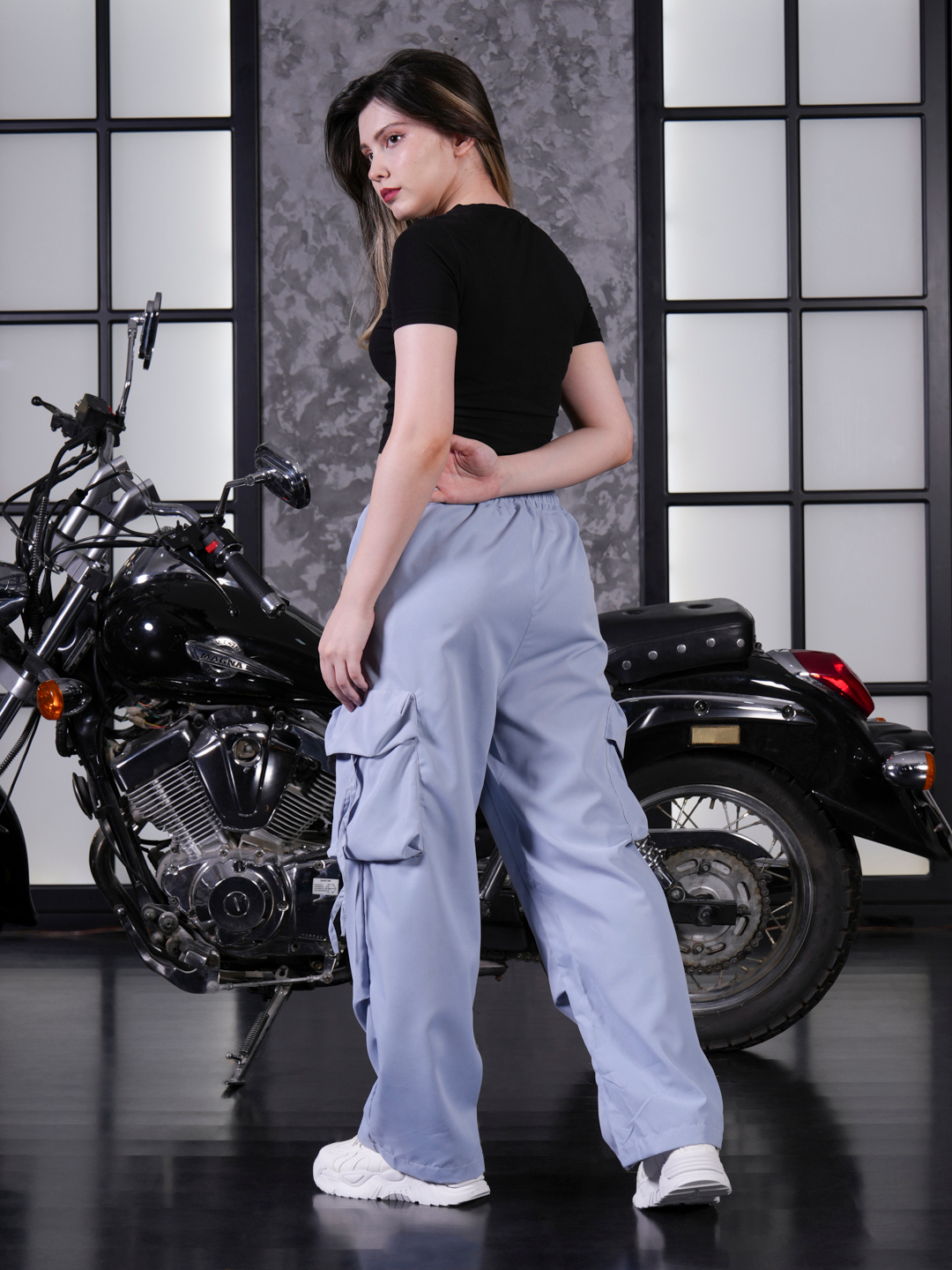 Mariya Ryabushkina va bir yigit bilan porno Pivo kokrak hazil sher