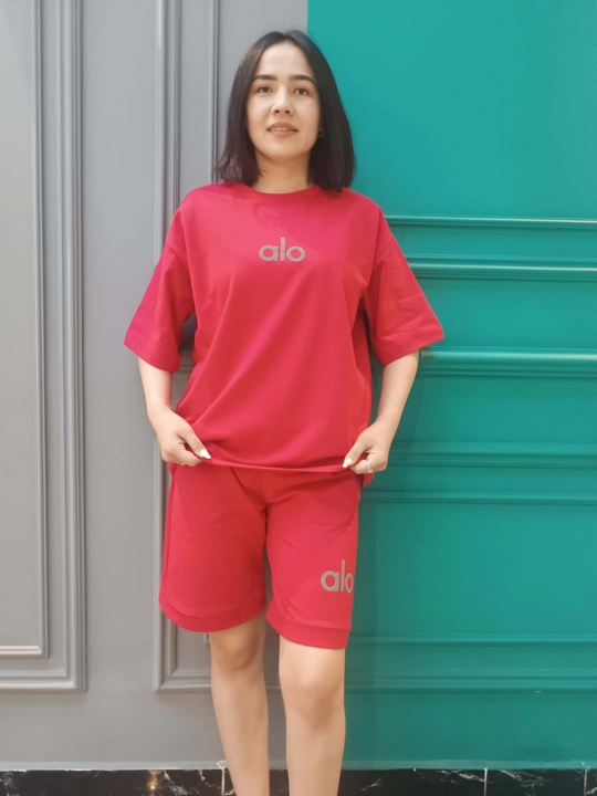 Ayollar uchun dvoyka, shortik va futbolka, ayollar yozgi sport kiyimi