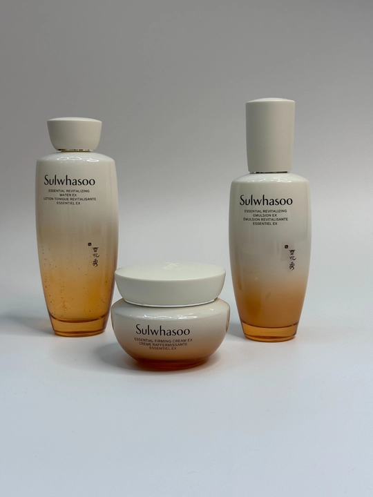 Набор уходовых средств Sulwhasoo Essential Revitalizing Set