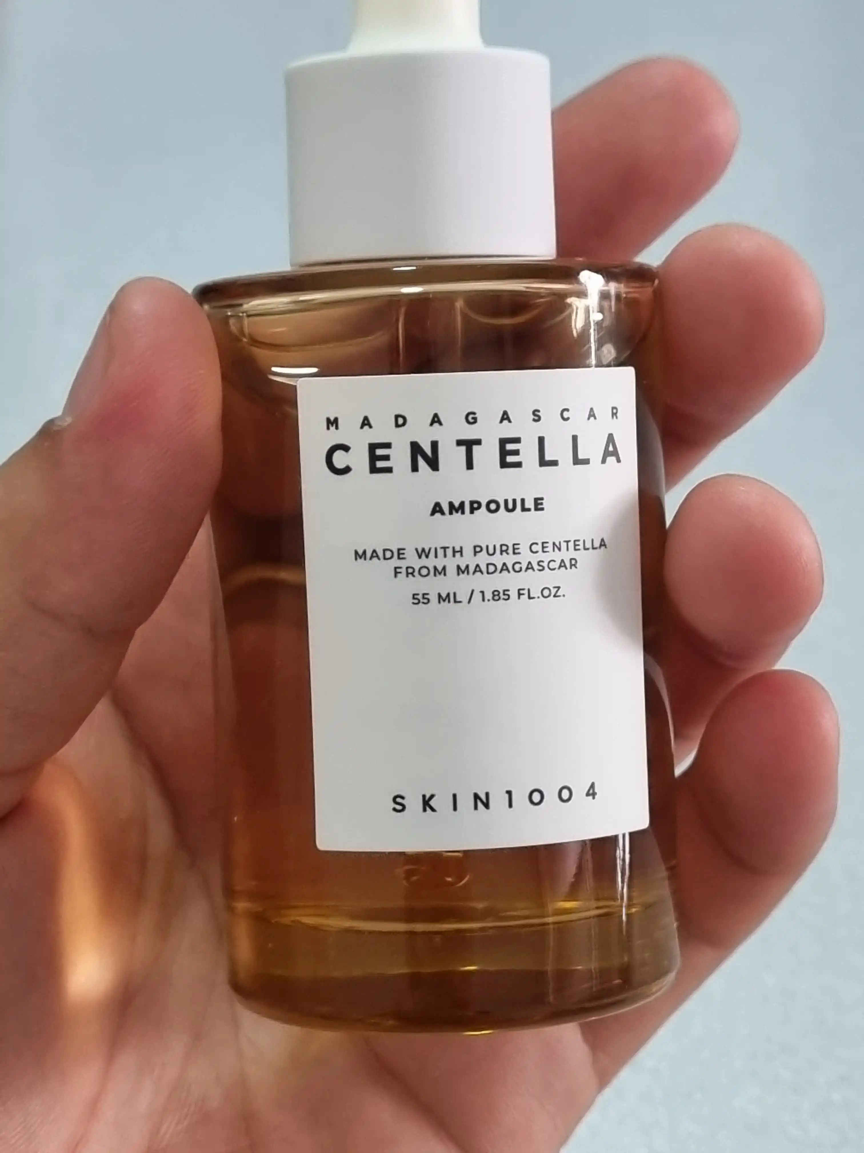 Tinchlantiruvchi ampulali zardob Madagascar Centella Ampoule Skin1004, sentella bilan, 55 ml