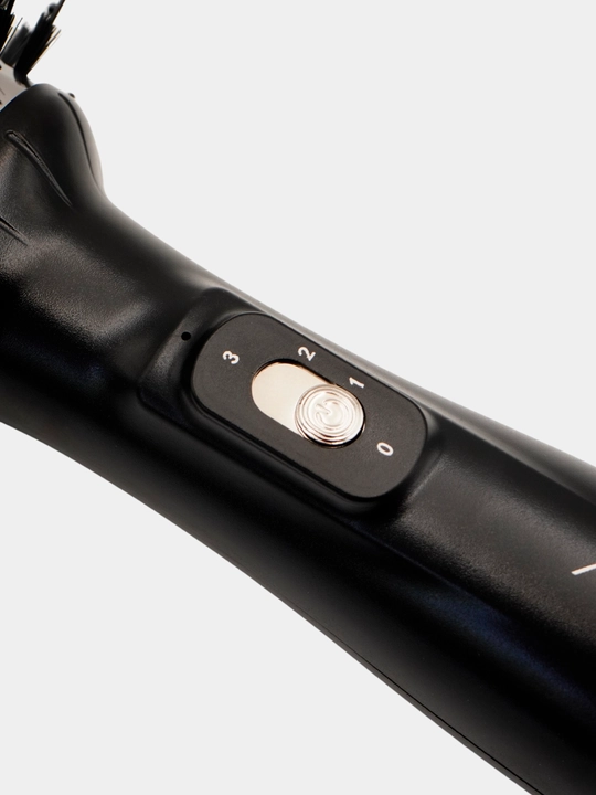 MAC Styler Silk Ceramic – ionizatsiyali fen cho‘tkasi go'zal sochlaringiz uchun