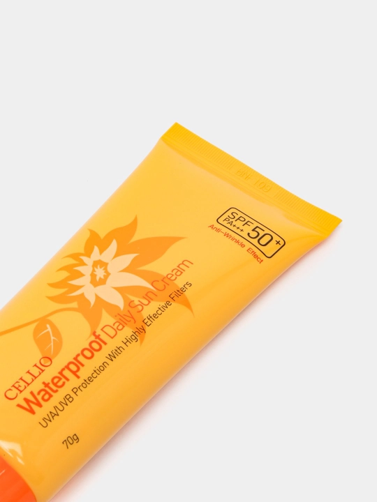 Quyoshdan himoyalovchi krem Collagen White, namlovchi, toblanishga qarshi, SPF50+
