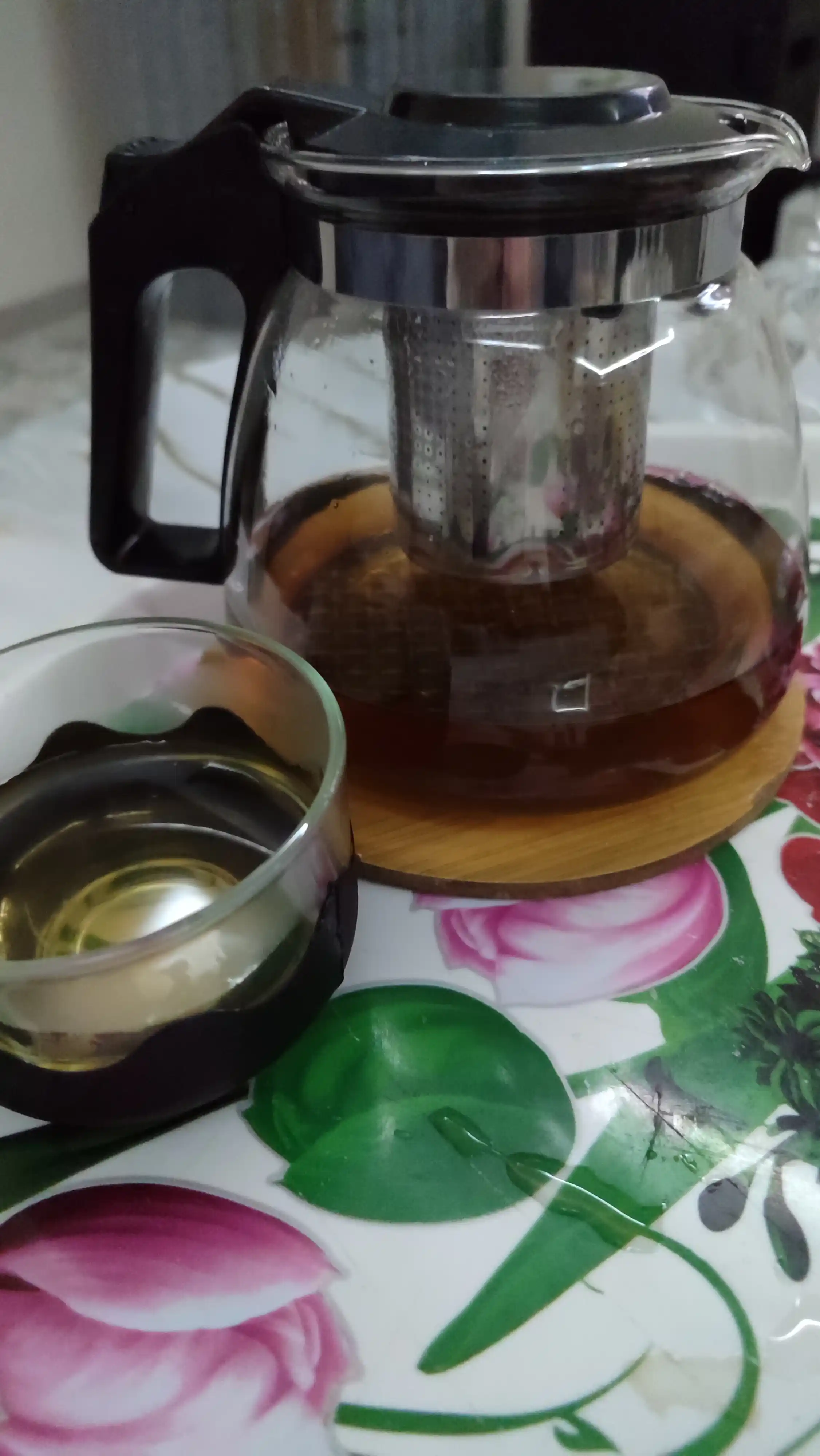 Чайник заварочный с фильтром, 1 л, термостойкий стекло + 4 кружки