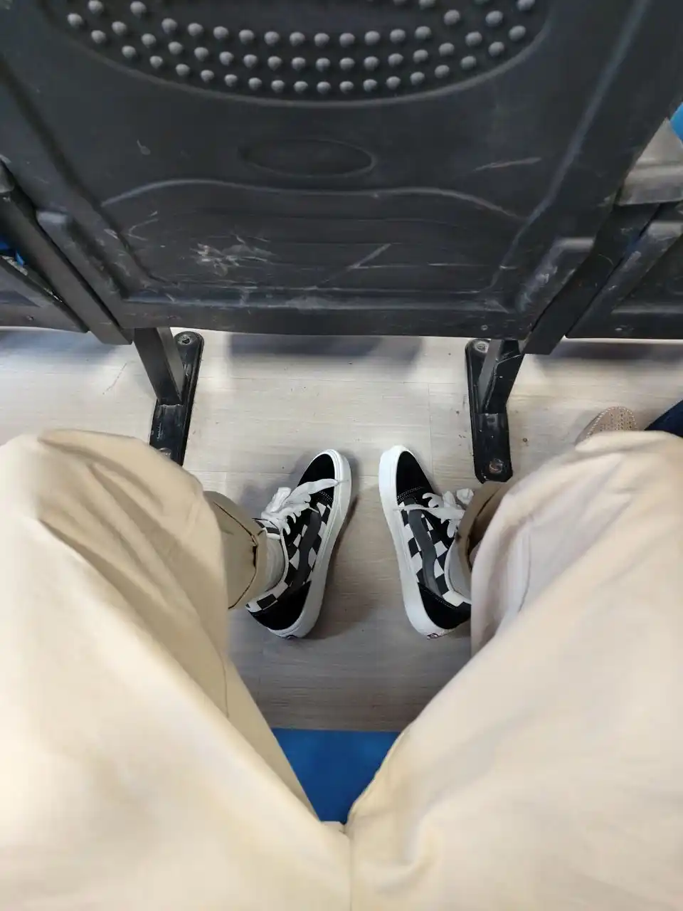 Мужские кроссовки VANS, покупайте на 1 размер больше