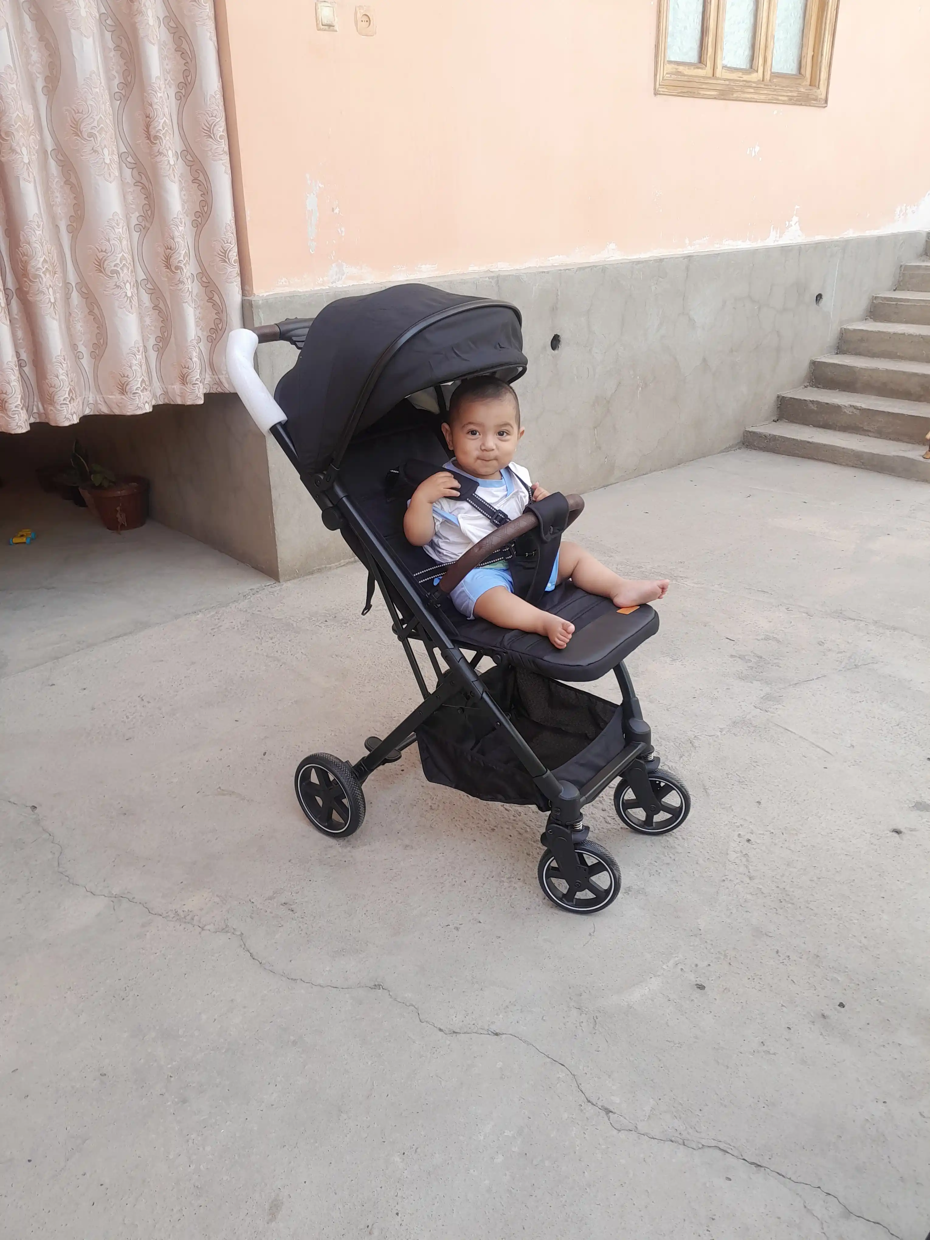 Прогулочная коляска luxmom W3