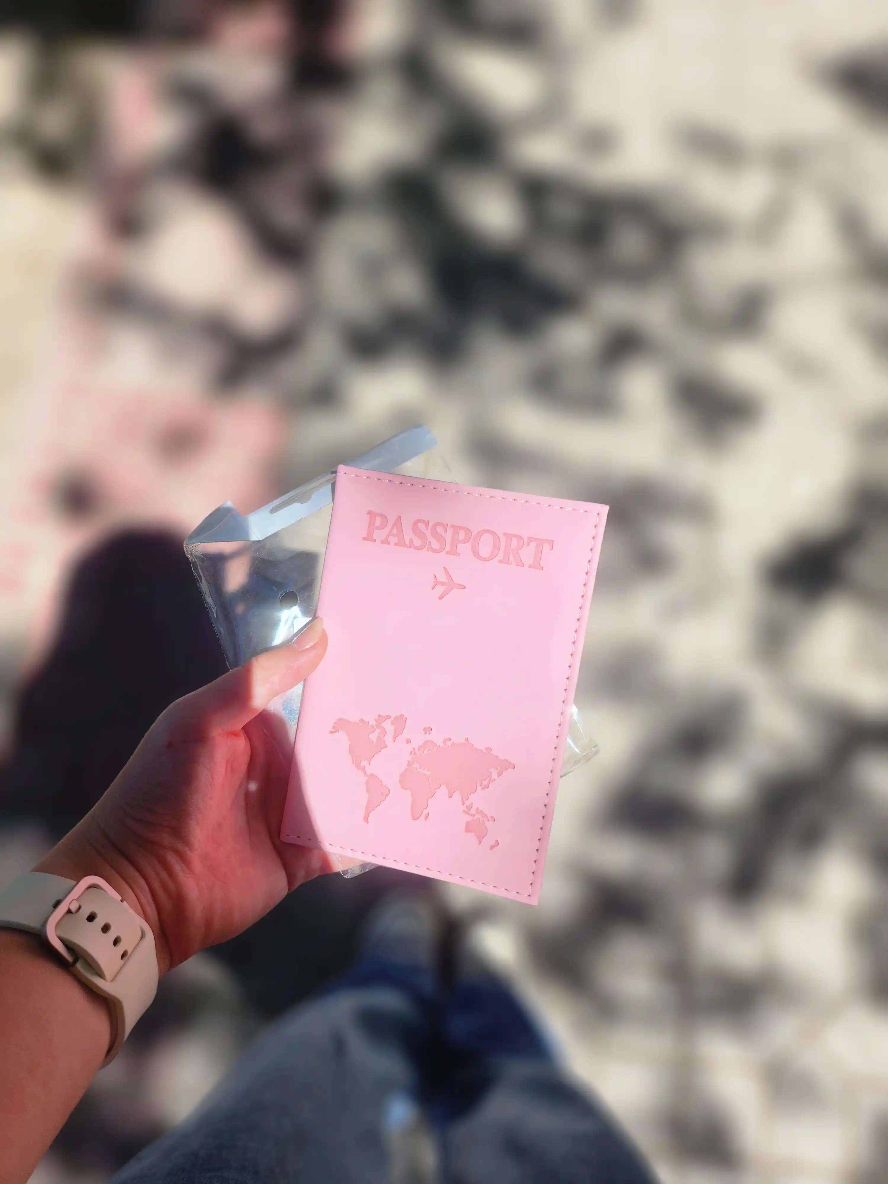 Xalqaro pasport uchun g'ilof