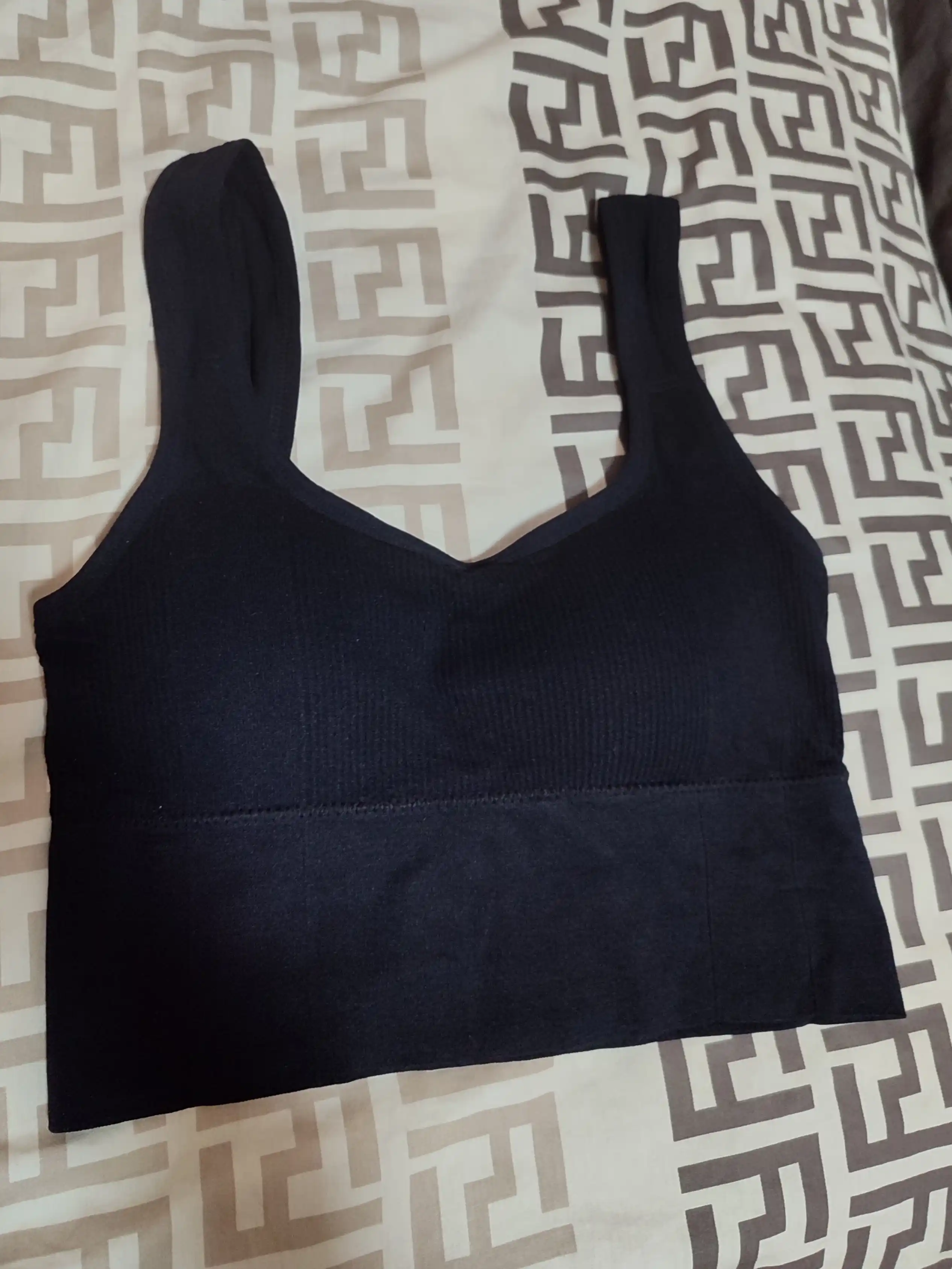 Ayollar sport topi ribana, bazaviy krop-top fitnes uchun