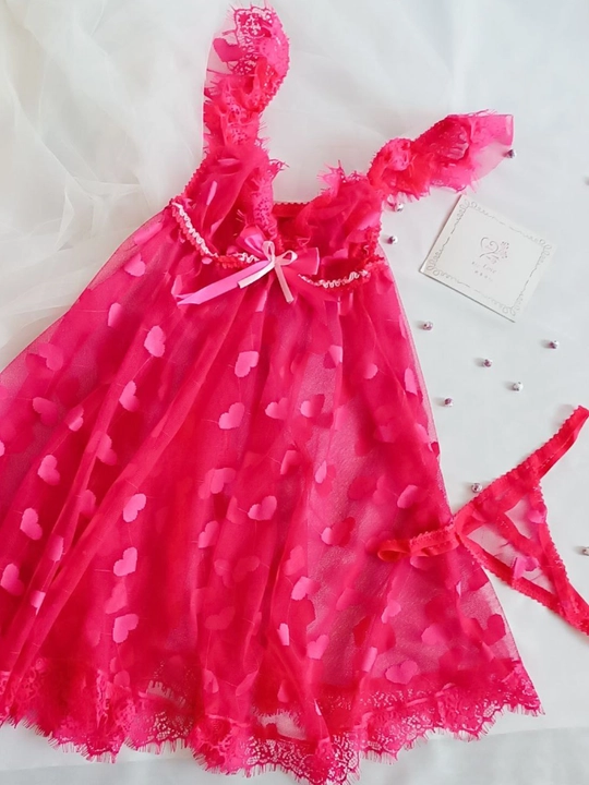 Ayollar pijama va  penyuar stringi bilan, ayollar tungi kiyimi