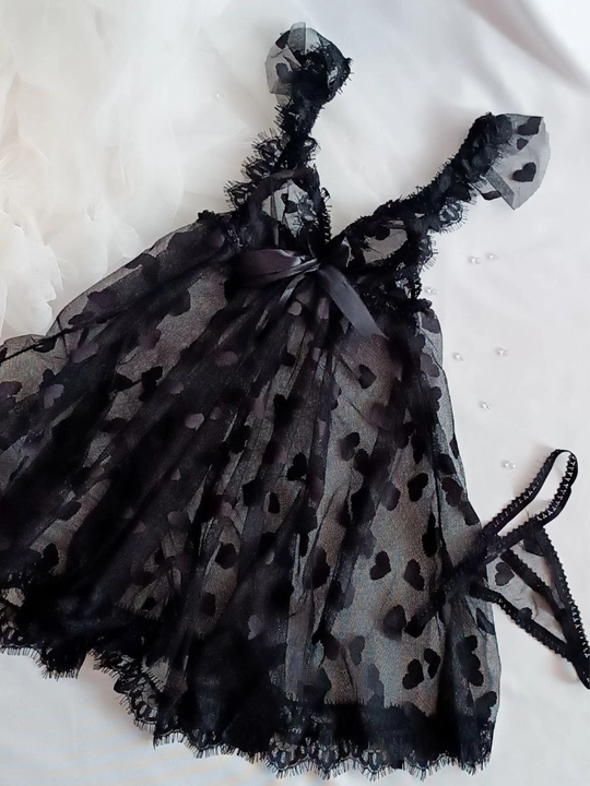 Ayollar pijama va  penyuar stringi bilan, ayollar tungi kiyimi