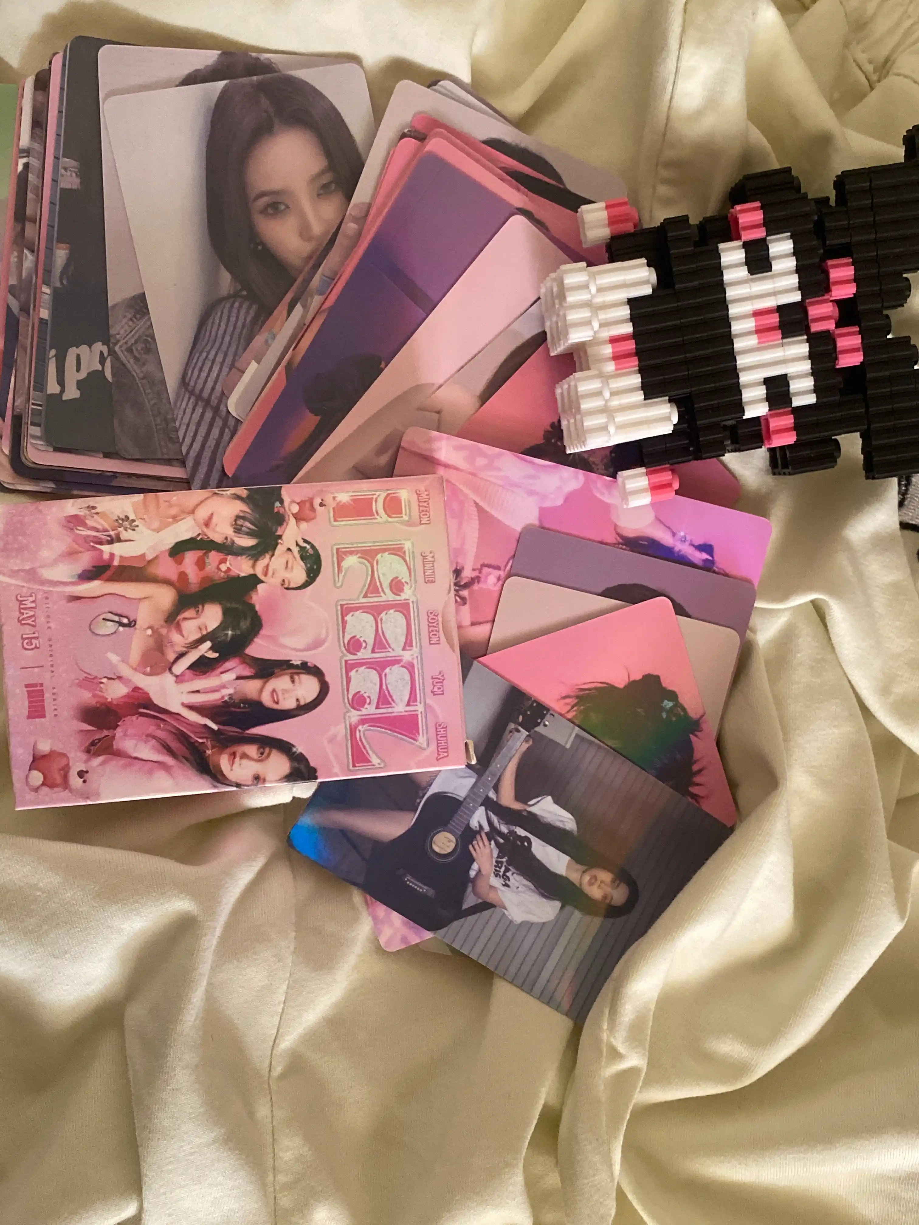 Golografik LOMO kolleksion kartalari K-POP G I-DLE, 55 dona, "GIDLE"